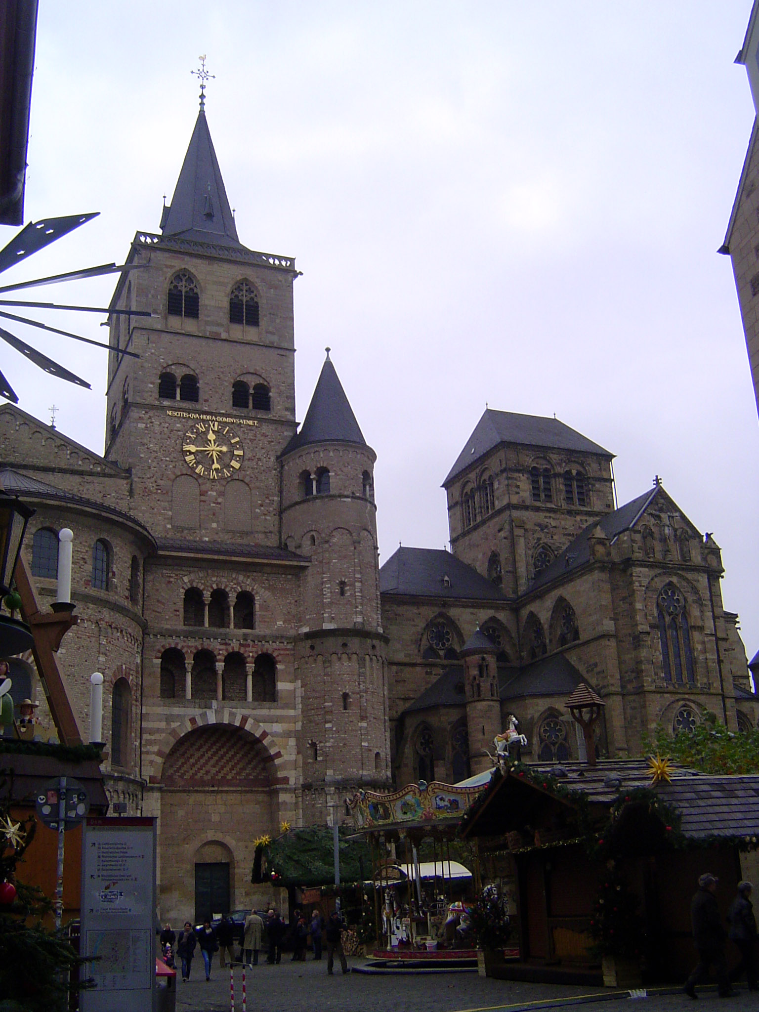 Christianity here goes back to an enormous church built after Constantine's Edict of 313. That church was eventually destroyed by the Viking