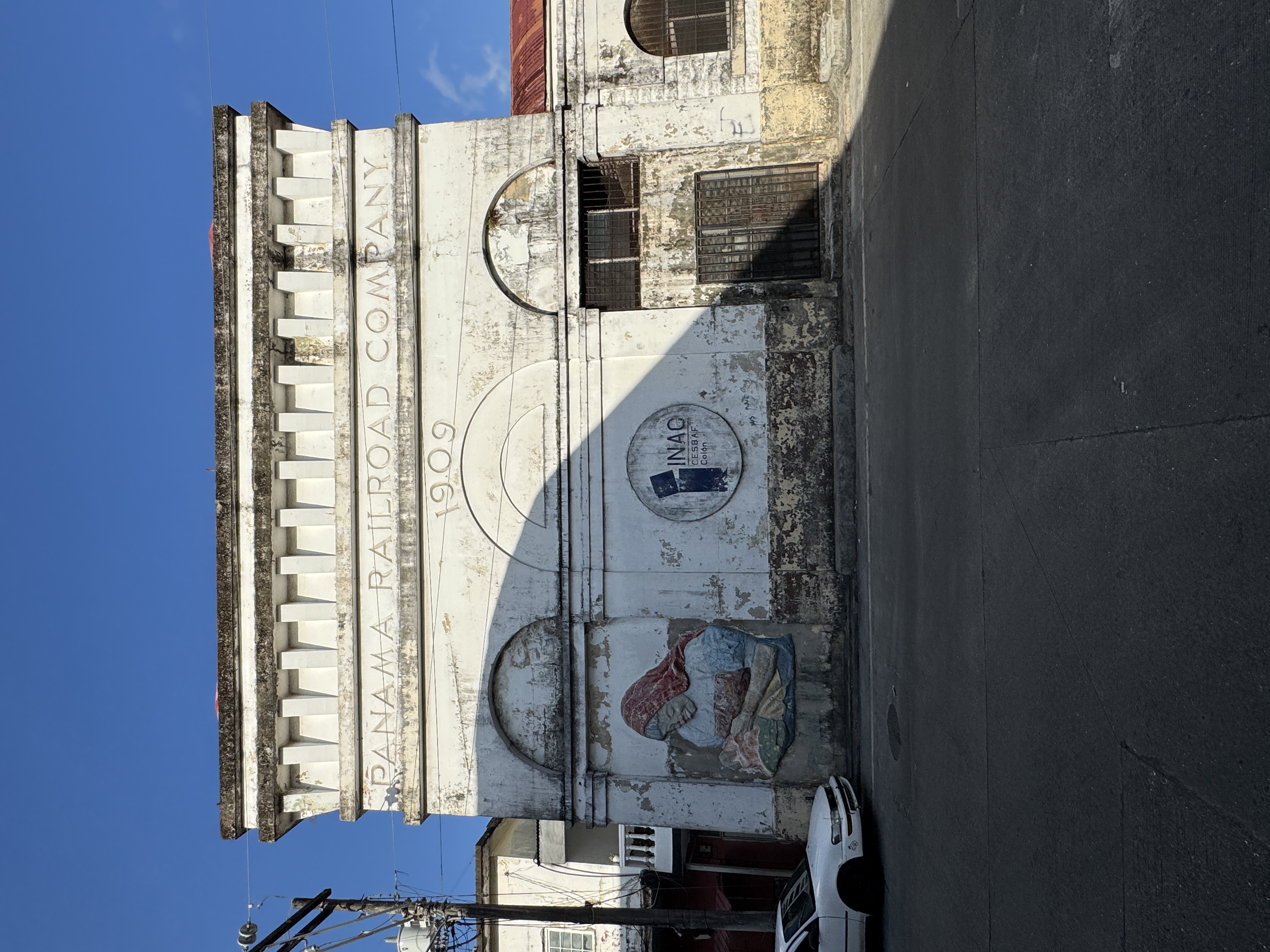 Here's the station in 2025, minus its dome.  The building is now the Colón home of Panama's national institute of culture, INAC.