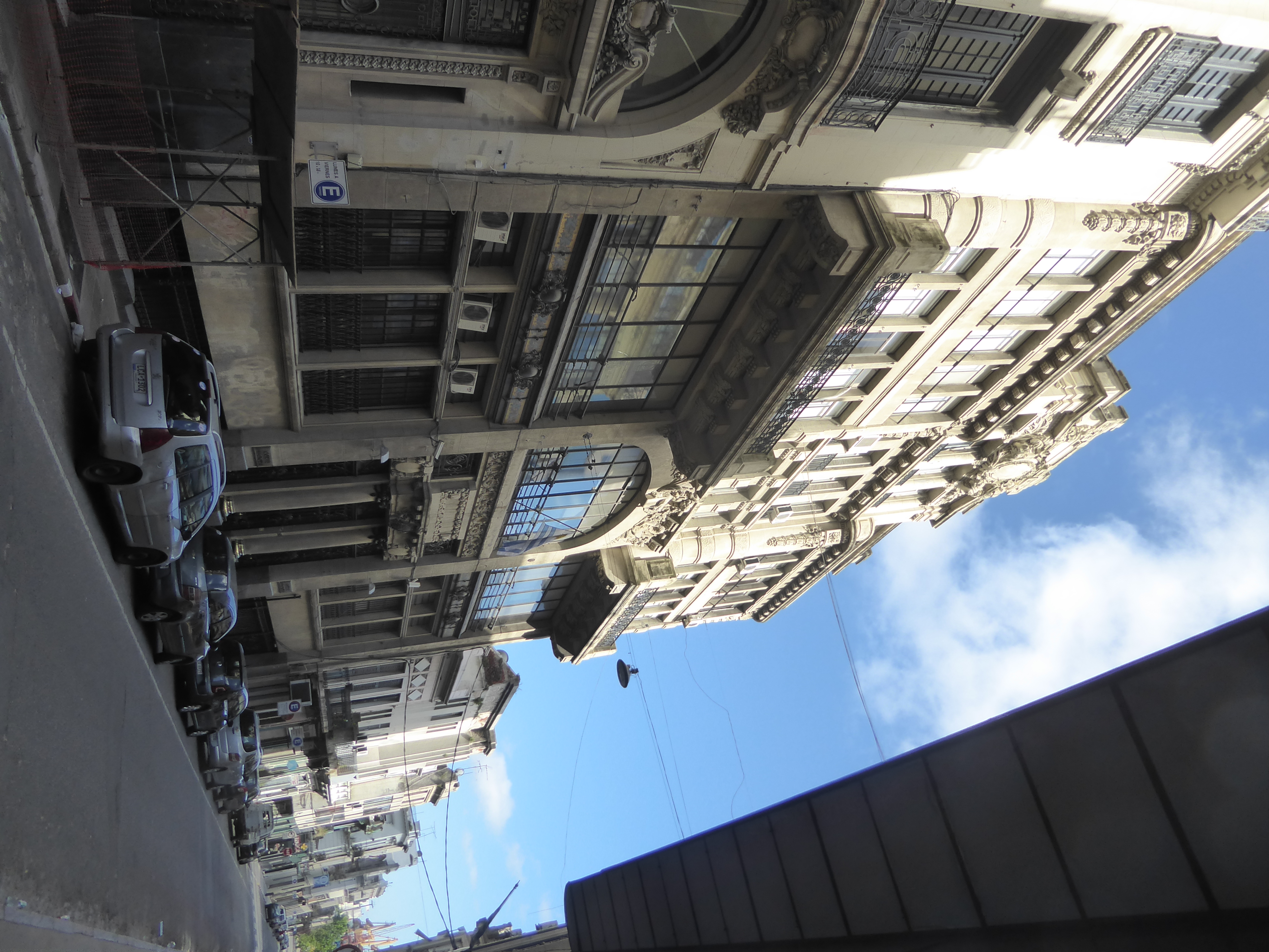 Is there a hint of Art Nouveau here on Itazuingo between 25 de Mayo and Calle Cerrito? Designed by H. Ebrard and Camille Gardelle, when fini