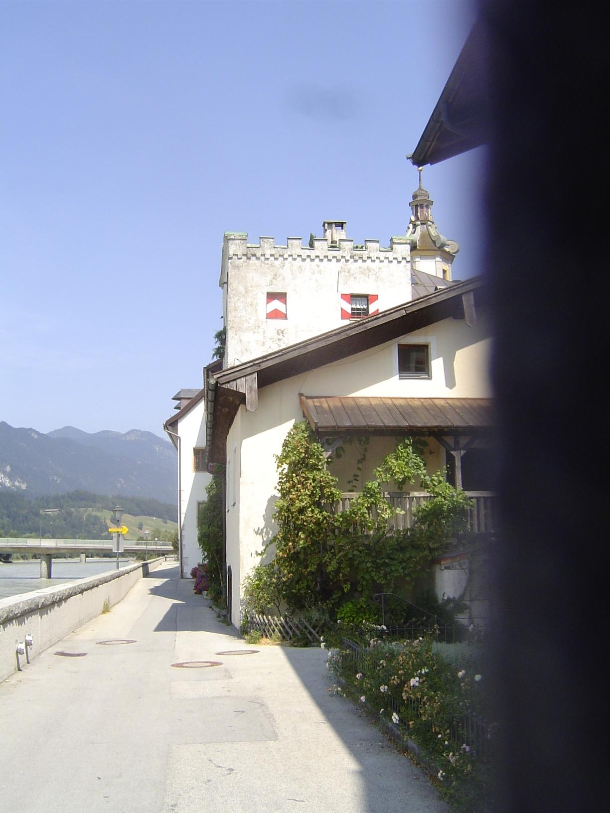 Rattenberg fits the bill and was doubly lucky because it had been built stoutly. Here's the Spazierweg promenade, with the Inn on the left.