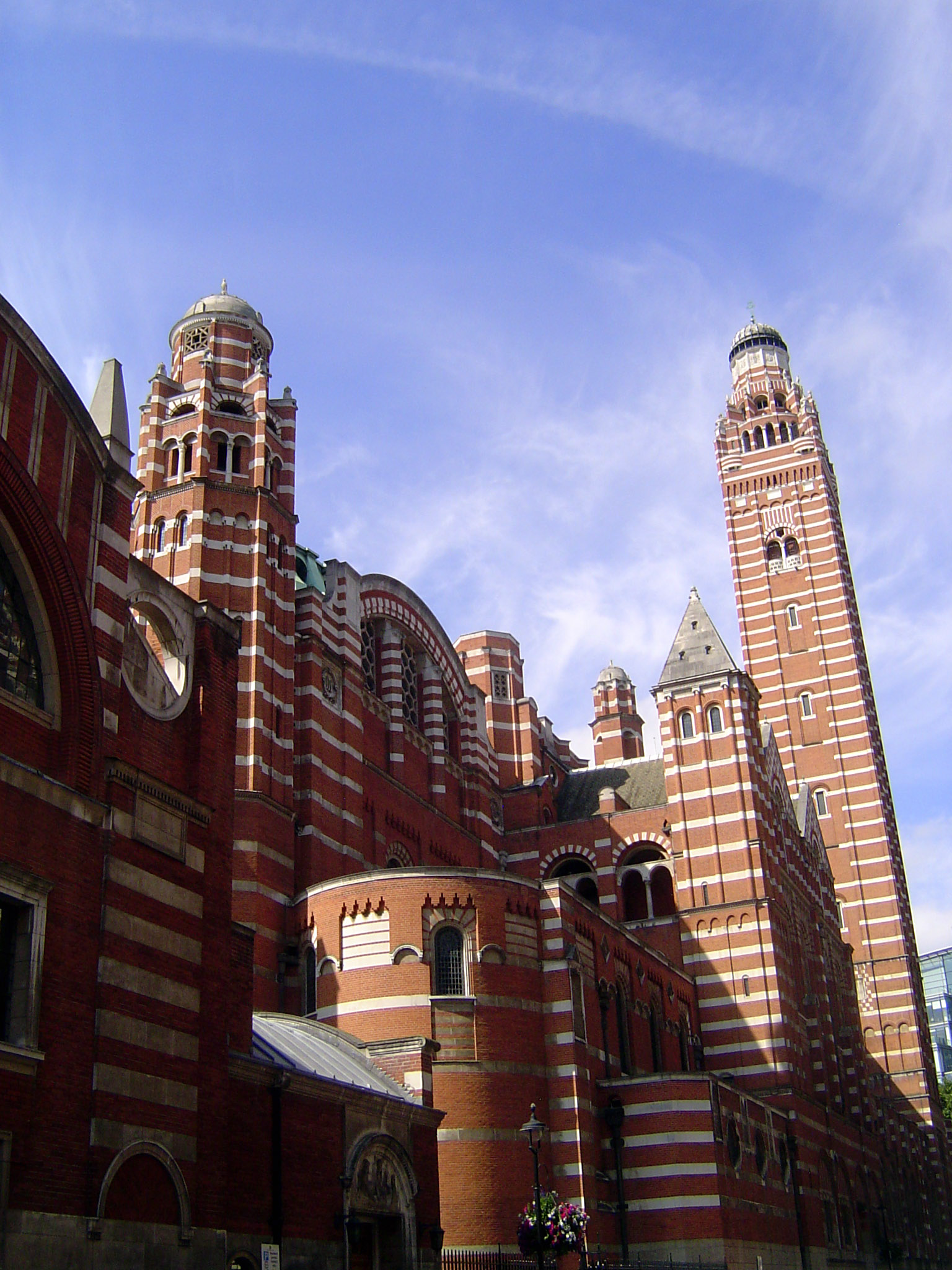 The architect was John Francis Bentley, judged by Pevsner to be the leading Catholic architect of late 19th century Britain. Speaking of thi