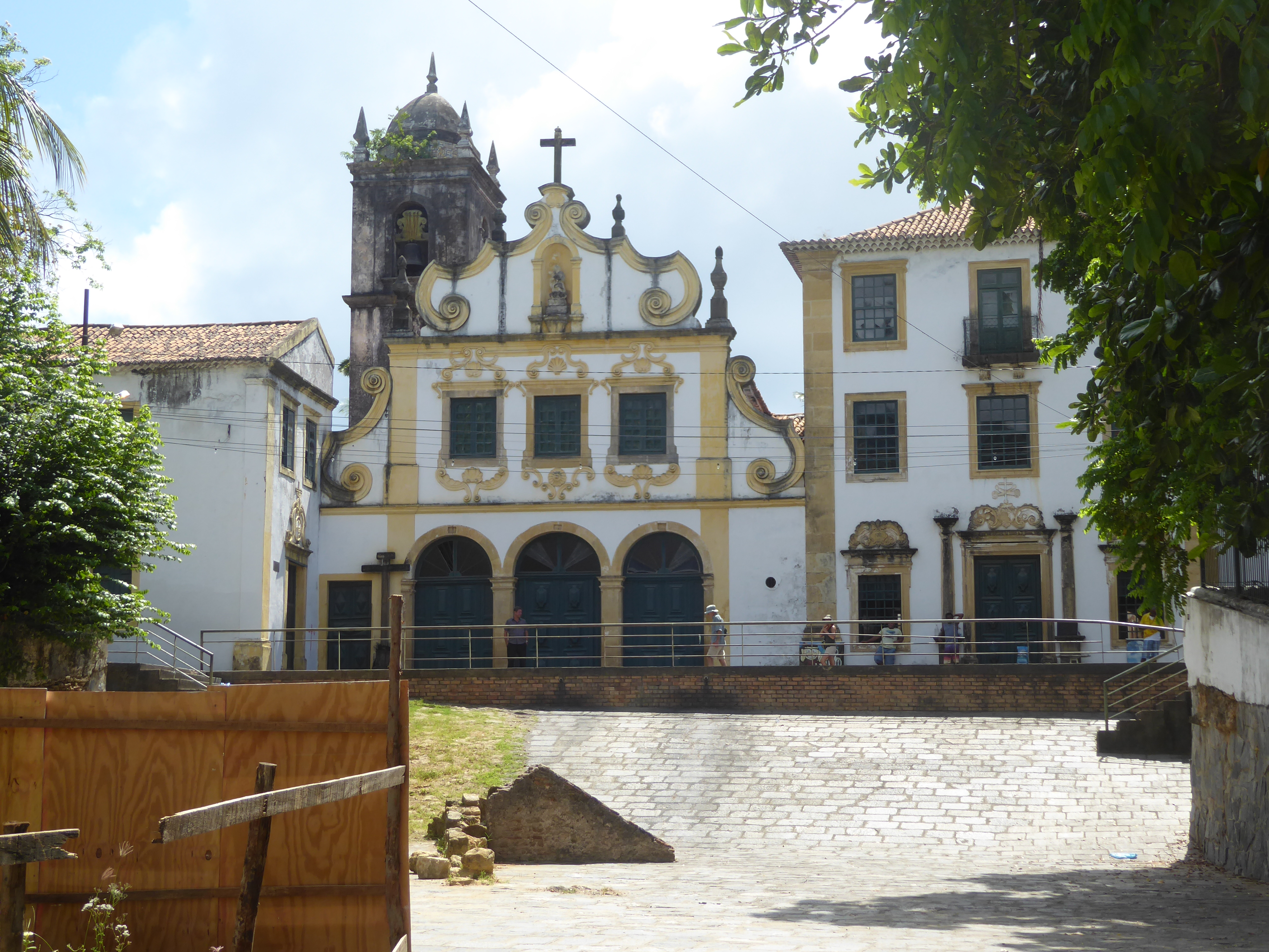 That would be the church of Our Lady of the Snows and the adjacent convent of San Francisco. Both were begun in 1585, a year after the Franc