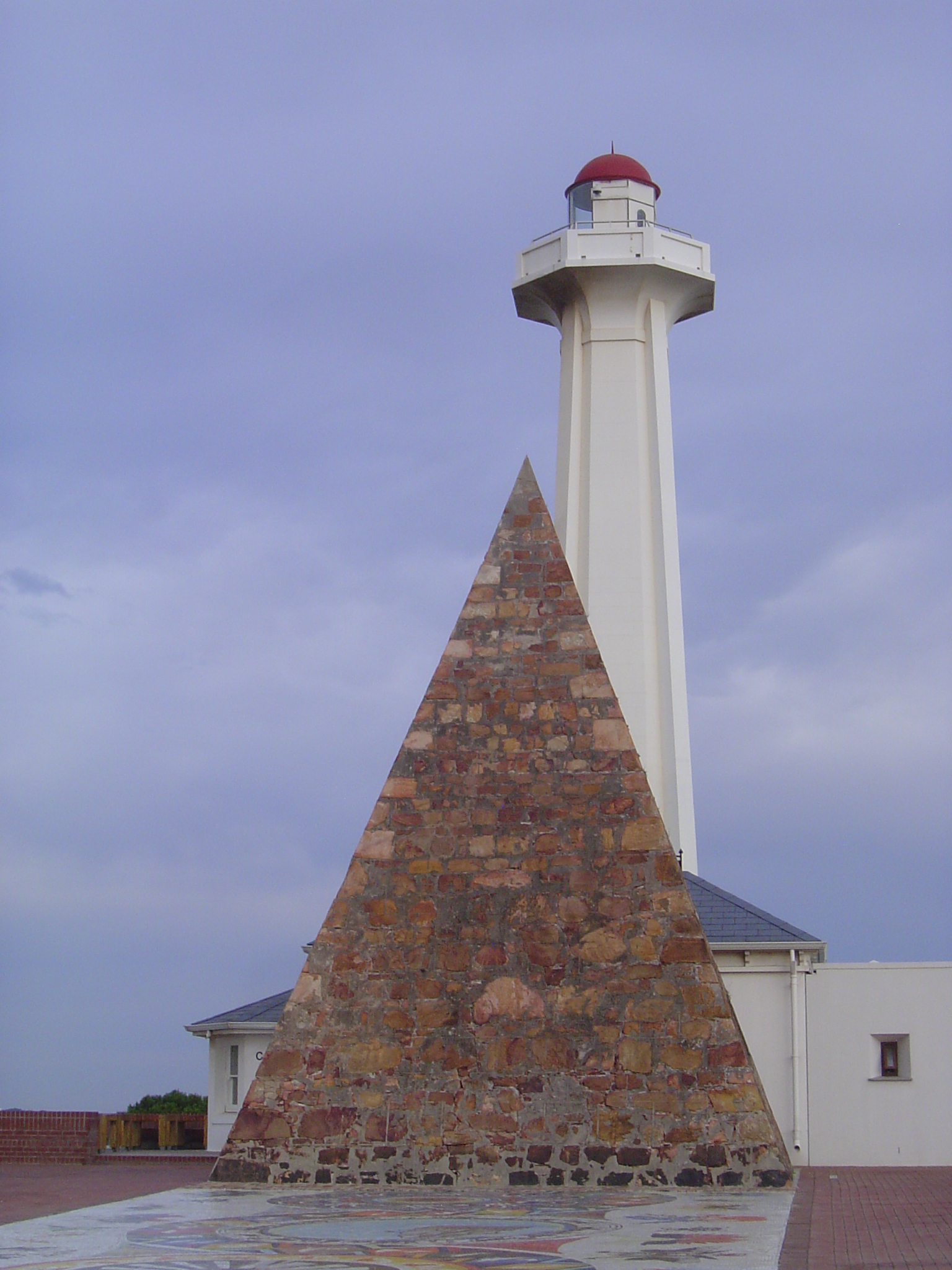 In the middle of the Donkin Reserve there's a lighthouse from 1861 and an oddly proportioned pyramid built by Rufane Donkin.