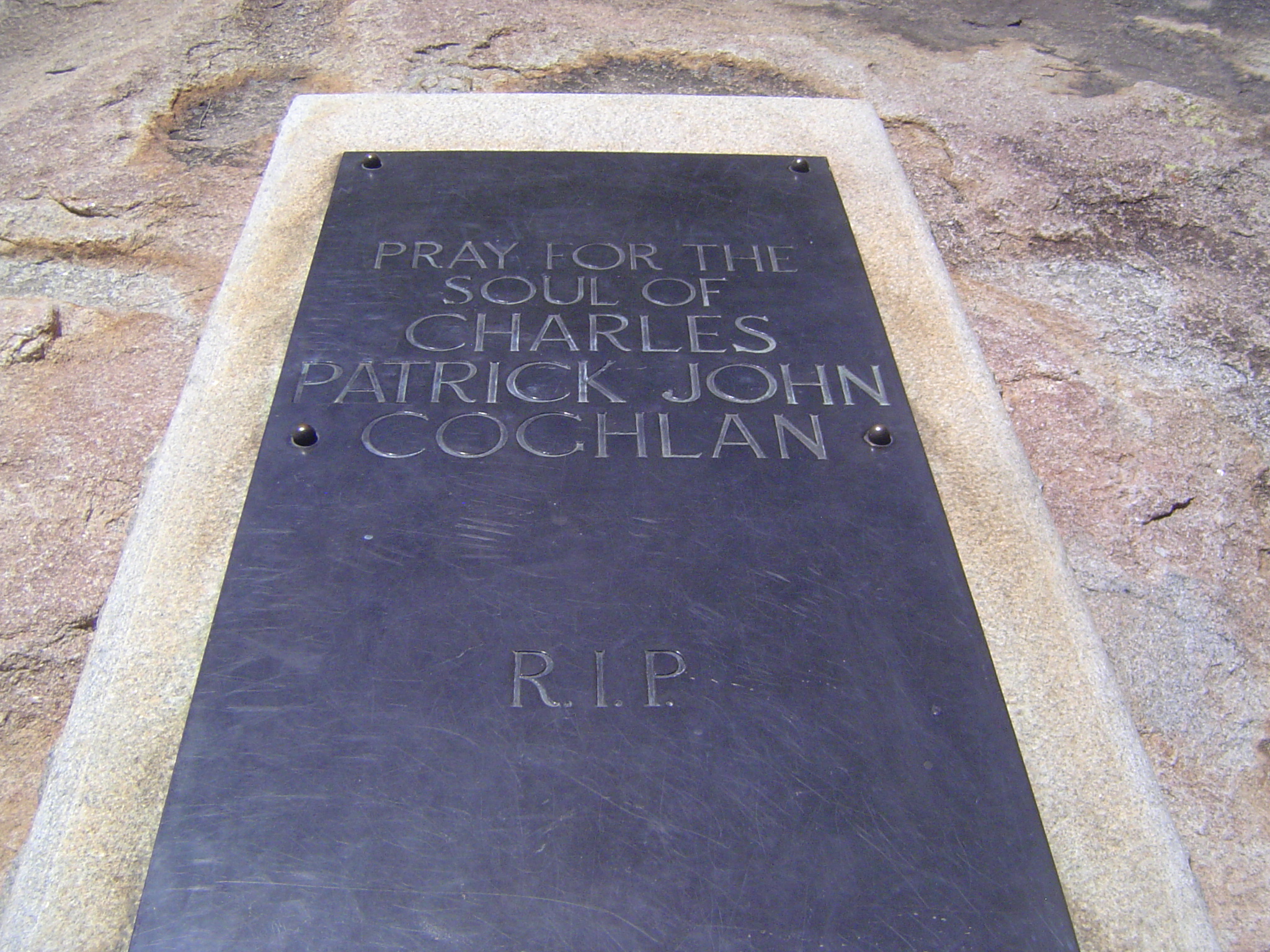 Off on the other side of the hill and down a bit there's a third grave. Cochlan is much less well-known than Jameson and infinitely less so