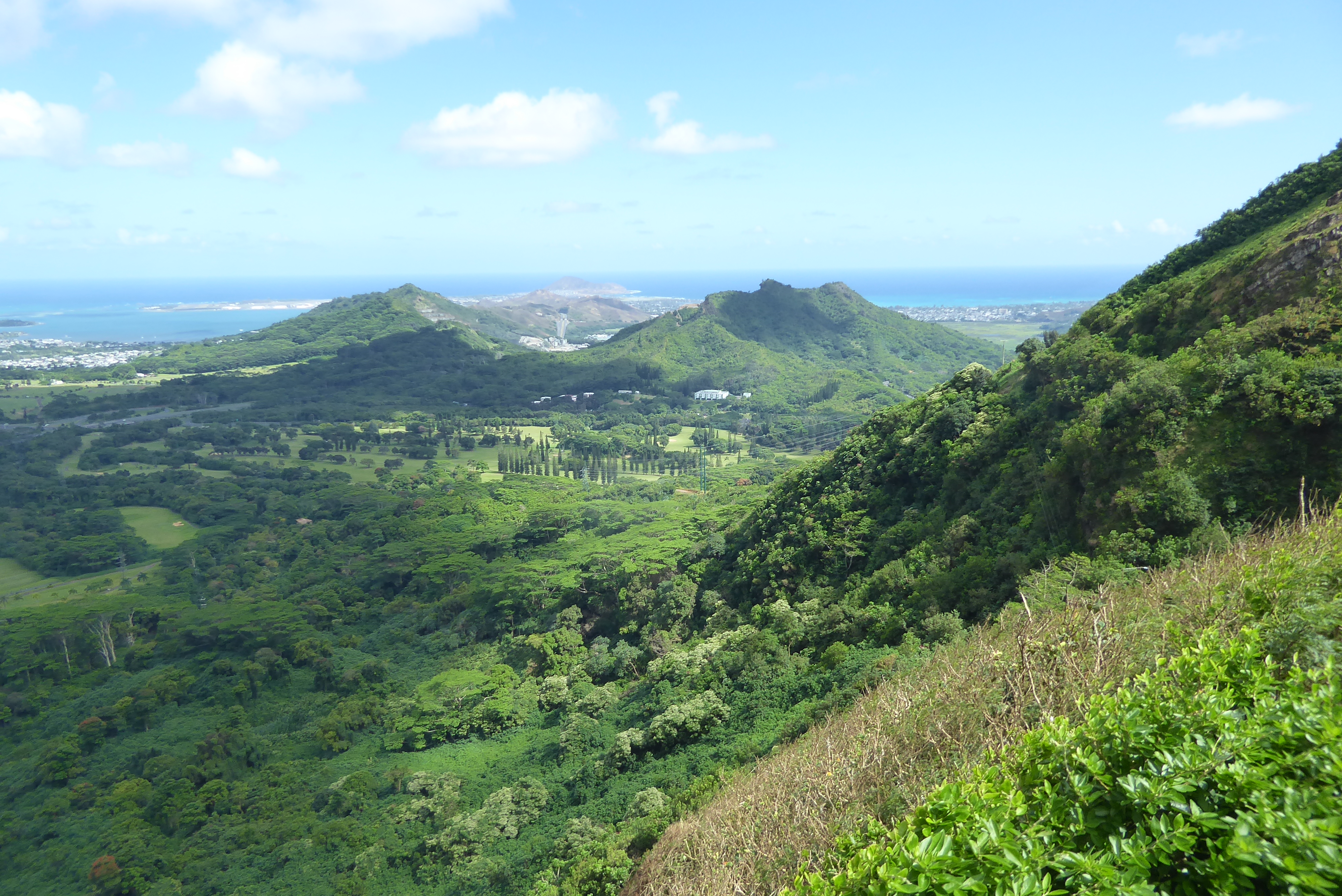 H3 continues through the notch and toward Kailua Bay.