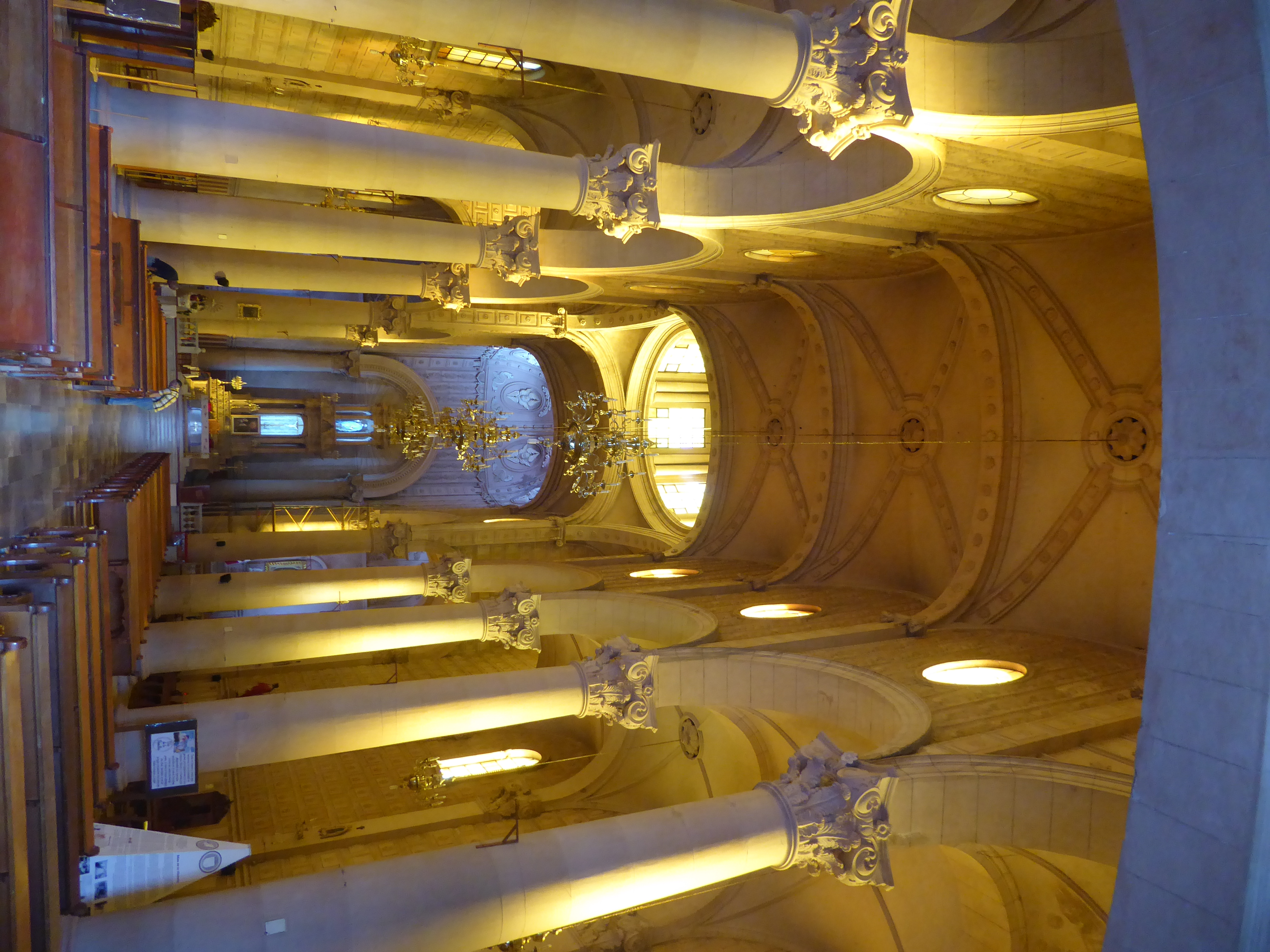 T. Philip Terry, a foreign correspondent turned guidebook author, called this, the parish church of Santiago Apostolic, "uninteresting." Goo