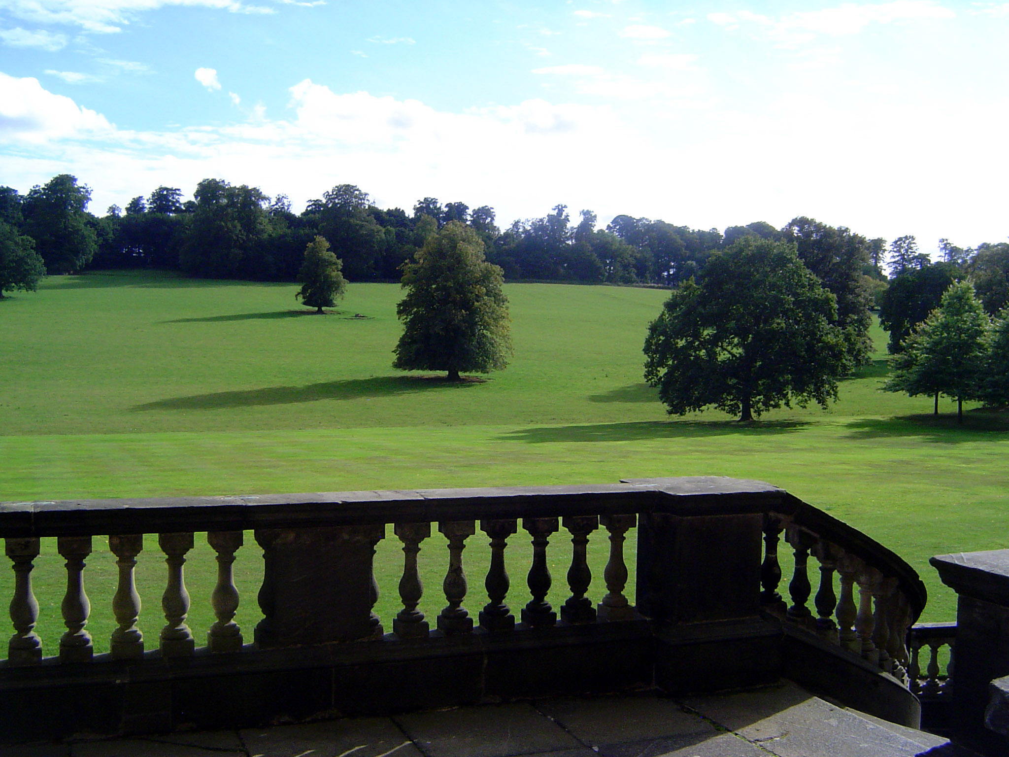 The view from the top of the stairs on the south front. The Kedleston estate by 1650 covered almost 10,000 acres. By the time the house was