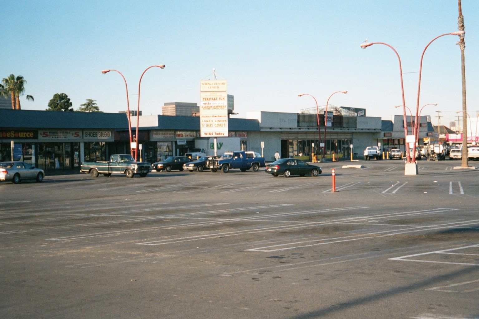A window on the 1950s: the shopping center at the southeast corner of 3rd and Fairfax.