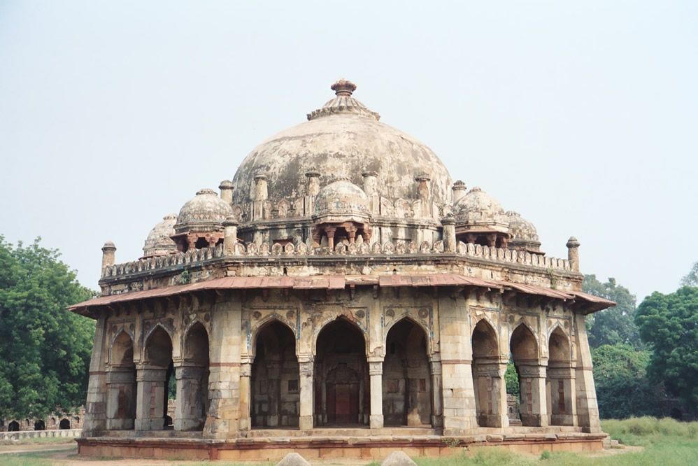 Nearby, the octagonal tomb of Isa Khan, who died in 1547, about a decade before Humayun. The tomb is unusual in its fusion of Islamic forms