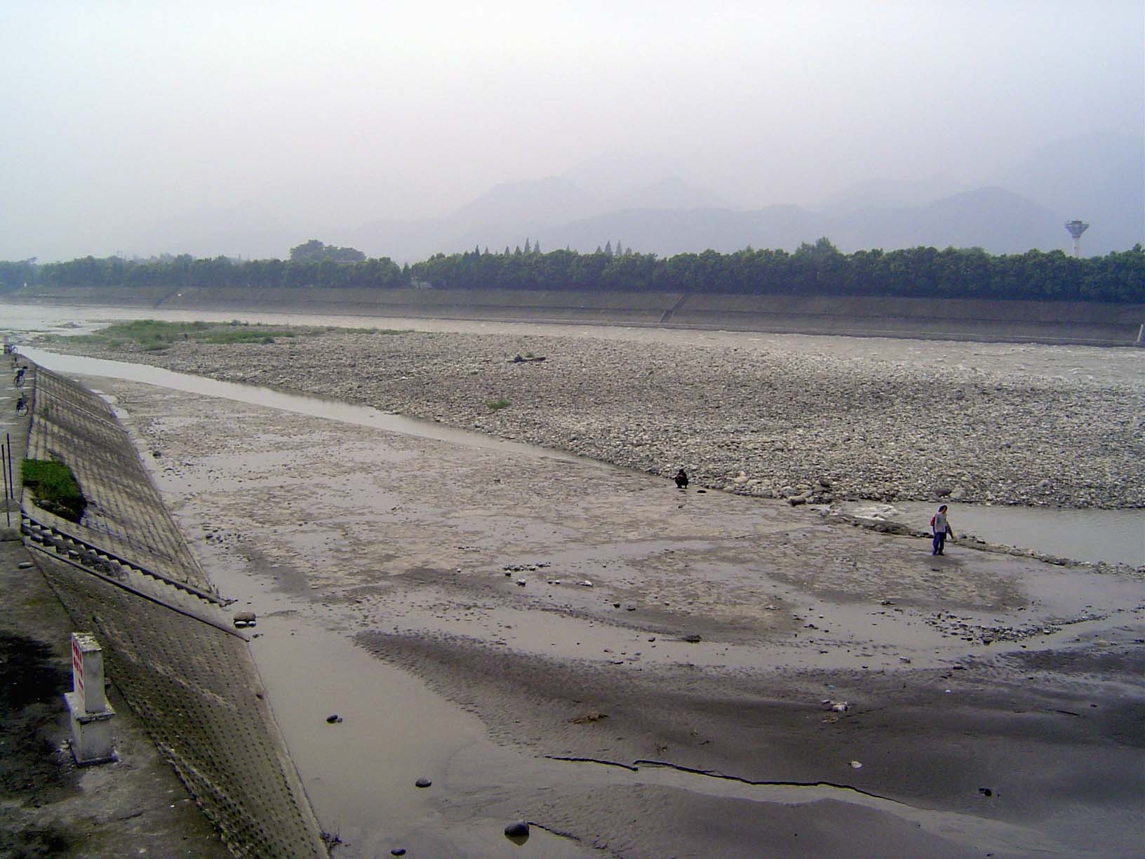 The "Flying Sands" channel that was used to return surplus water from the New Canal to the Old.