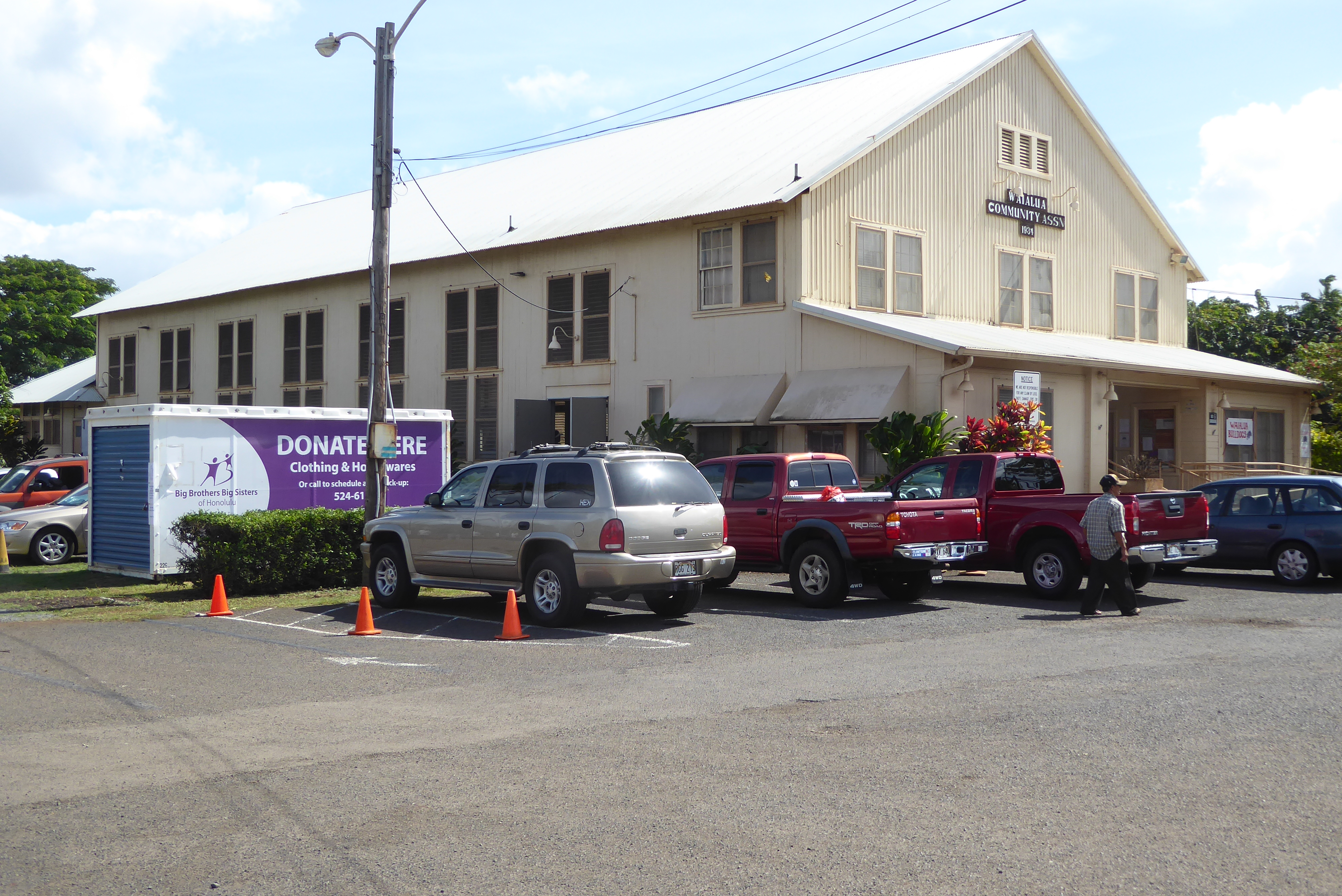 Here's the Waialua Community Association Building, erected as a basketball court. Now?