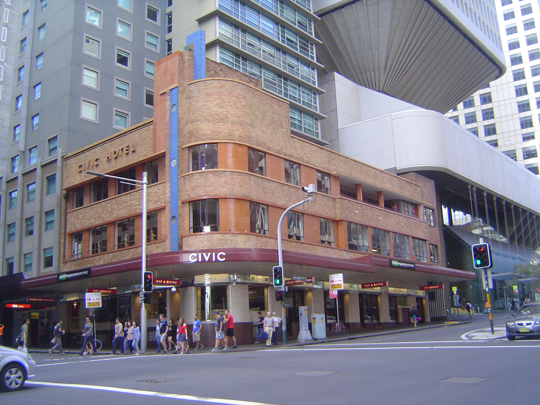 Moderne had already come and gone, in this case with the modest Civic Hotel, built in 1940 for a brewer and pub operator, Tooth and Co. Long