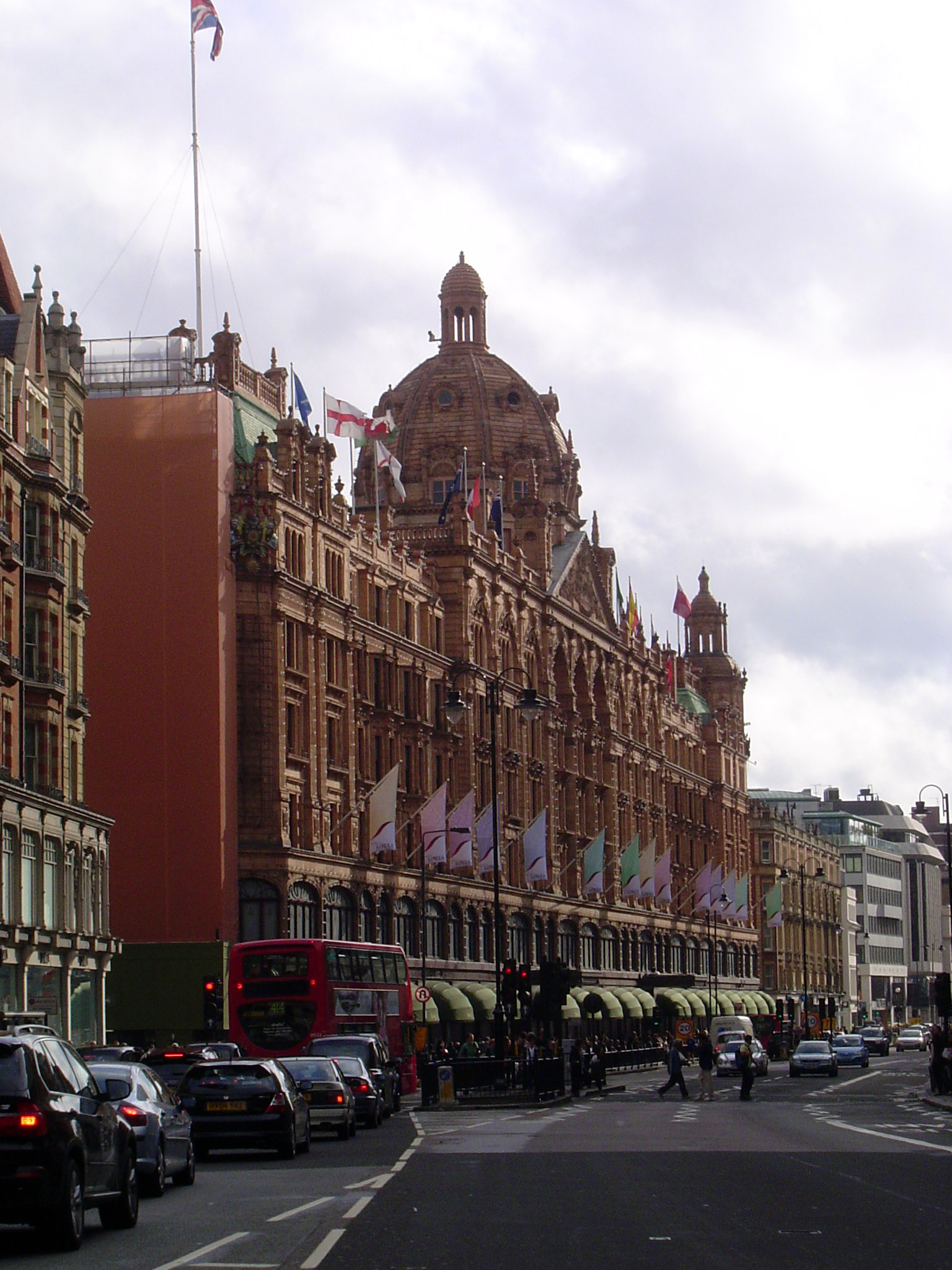 Globally, the department store makes its appearance in the mid-19th century. London was a bit late on the scene but made up for the slow sta