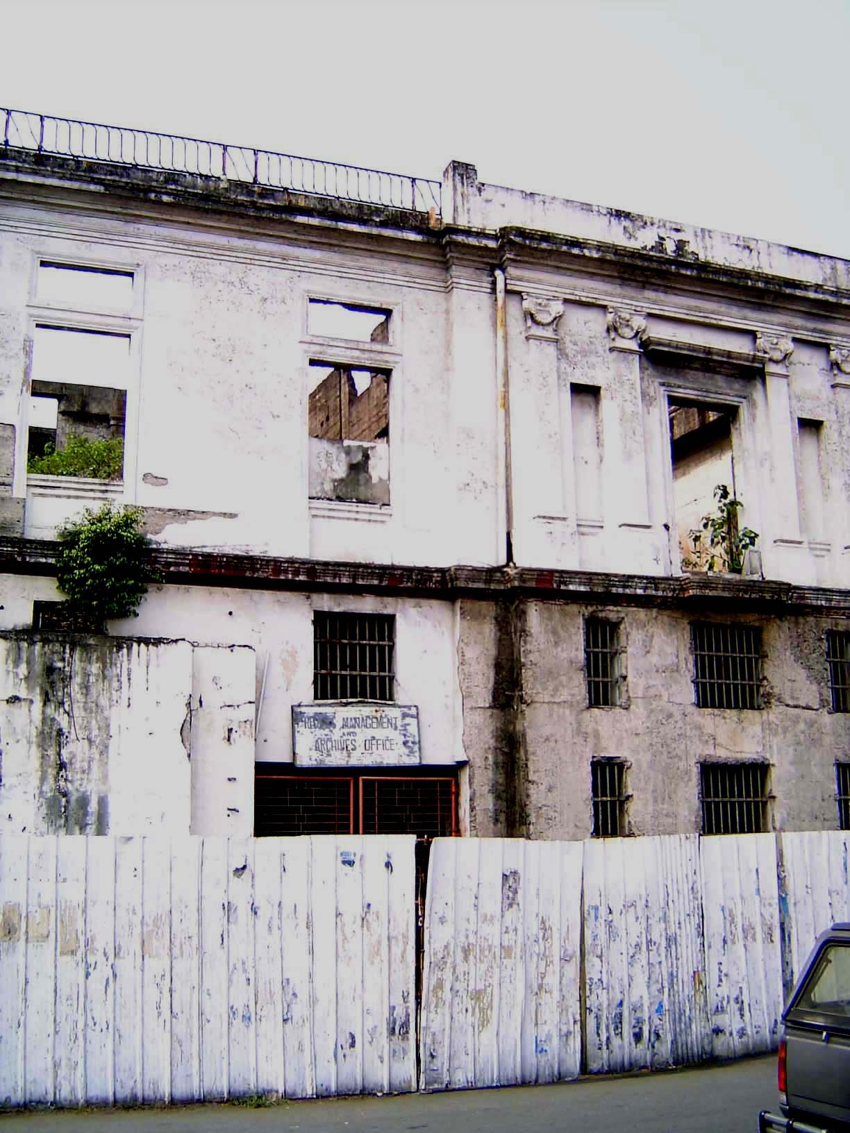 Not much to look at, but this is what's left of the Intendencia, the office of the Intendent, a local administrator. Odd that English keeps