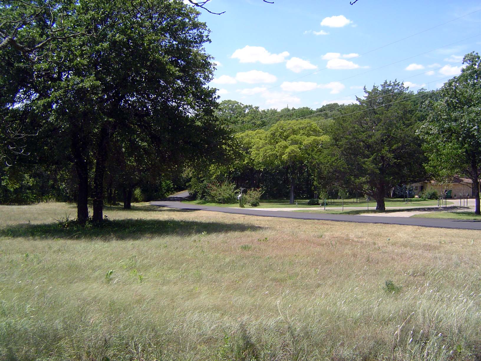 Here's the circumferential road. We're less than a dozen miles from downtown.