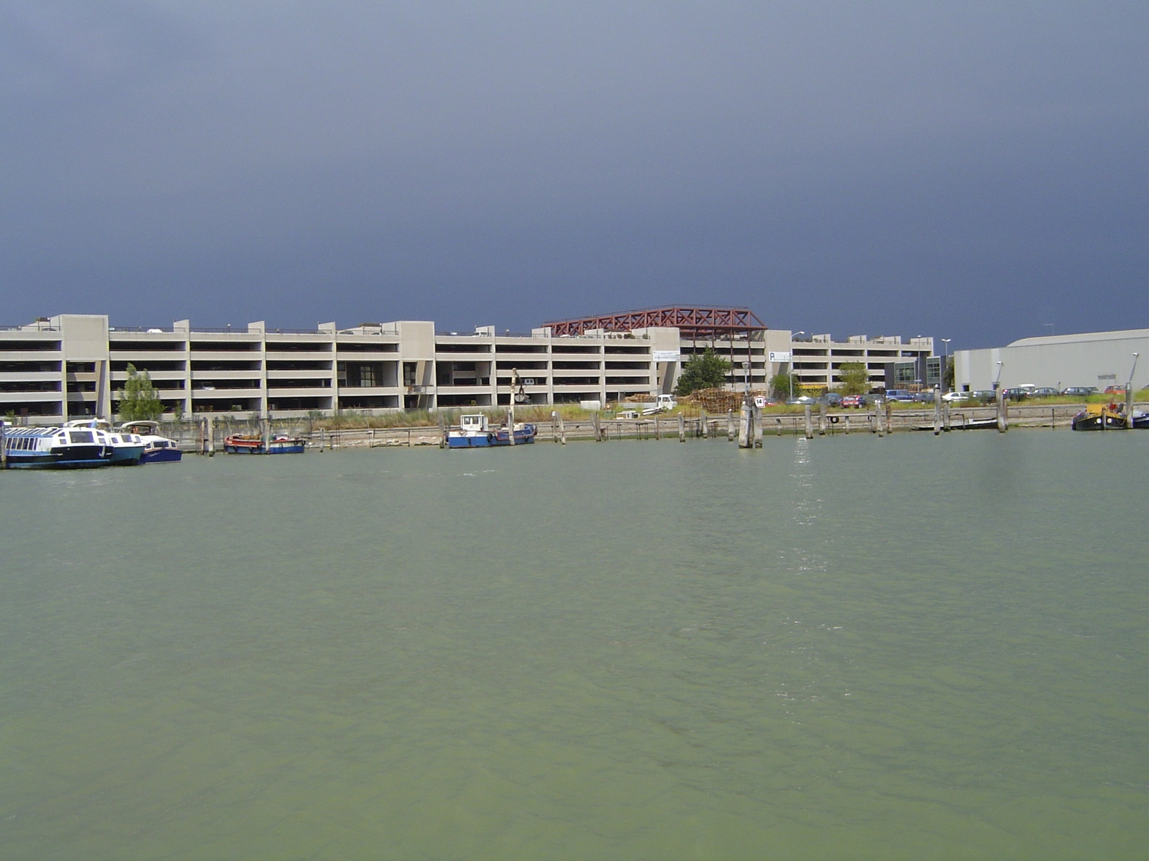 Cars are left in garages at either end of the bridge across the lagoon. It was first bridged in 1846, but that was for a railway.  Road traf