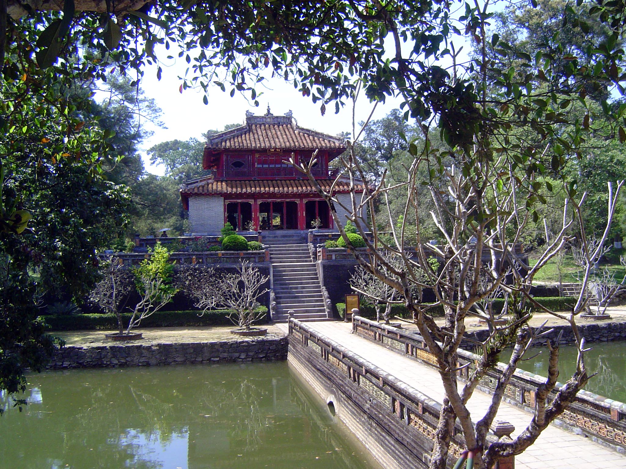 The Sung An temple with Trung Minh Lake. Minh Mang was the fourth son of Gia Long, founder of the dynasty.