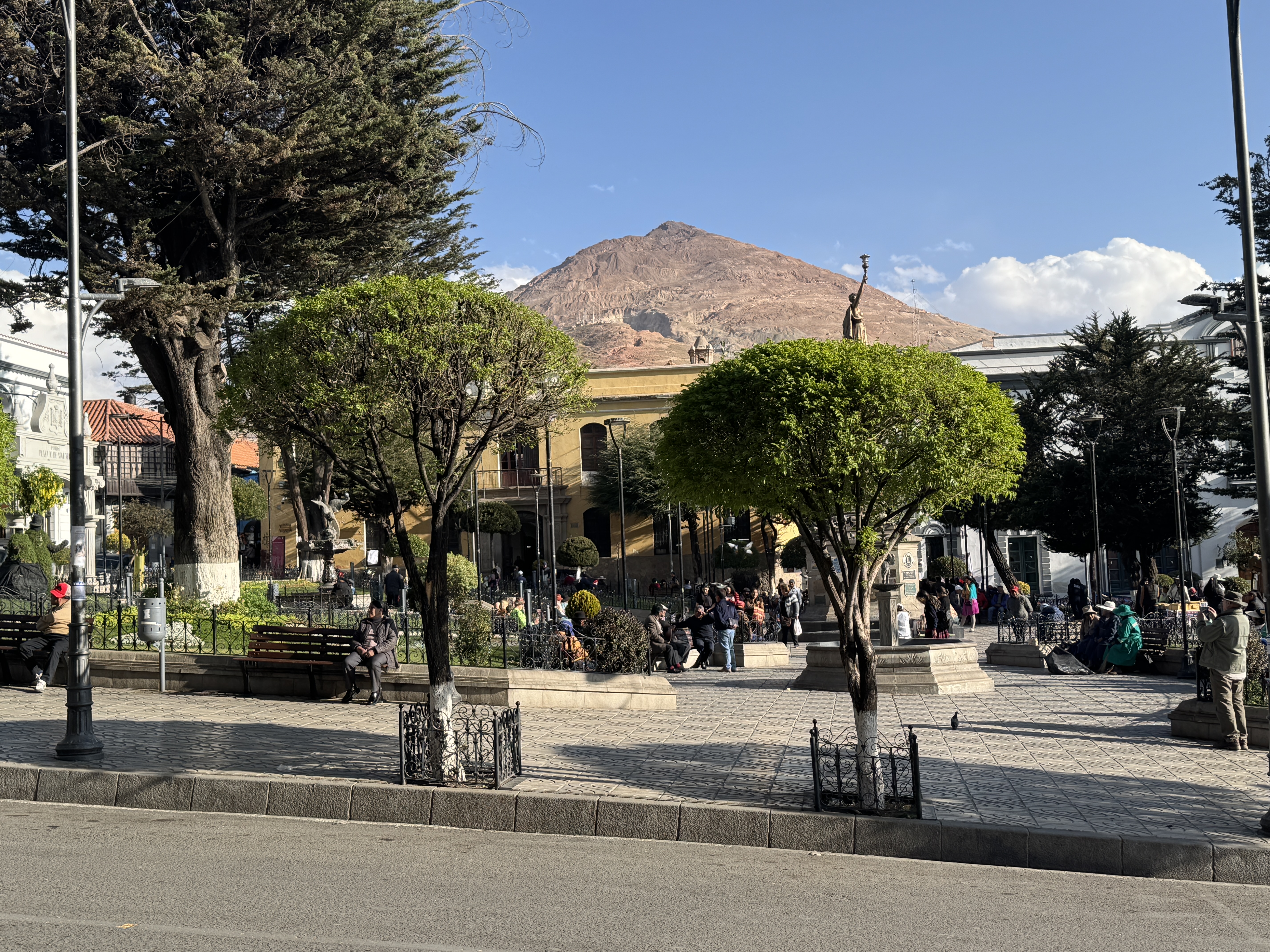 The plaza is, as always, a gathering place.  The yellow building was apparently the original mint, in operation for two centuries from the 1