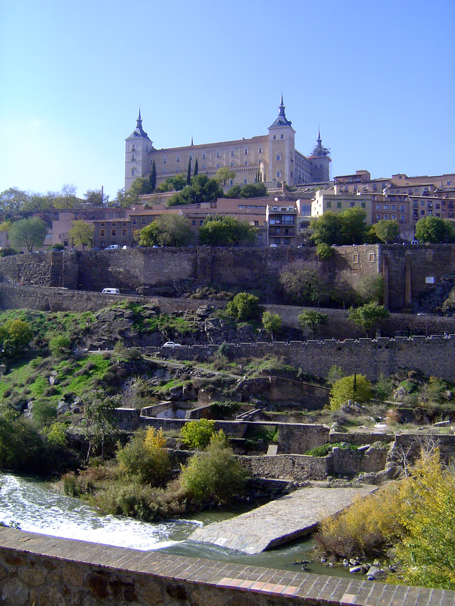Ford refers to "the Tagus, boiling through the rent." The river doesn't do much boiling now, but here's a bit of froth, along with a length