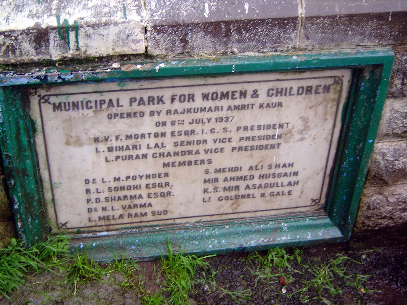 What does this park look like today?