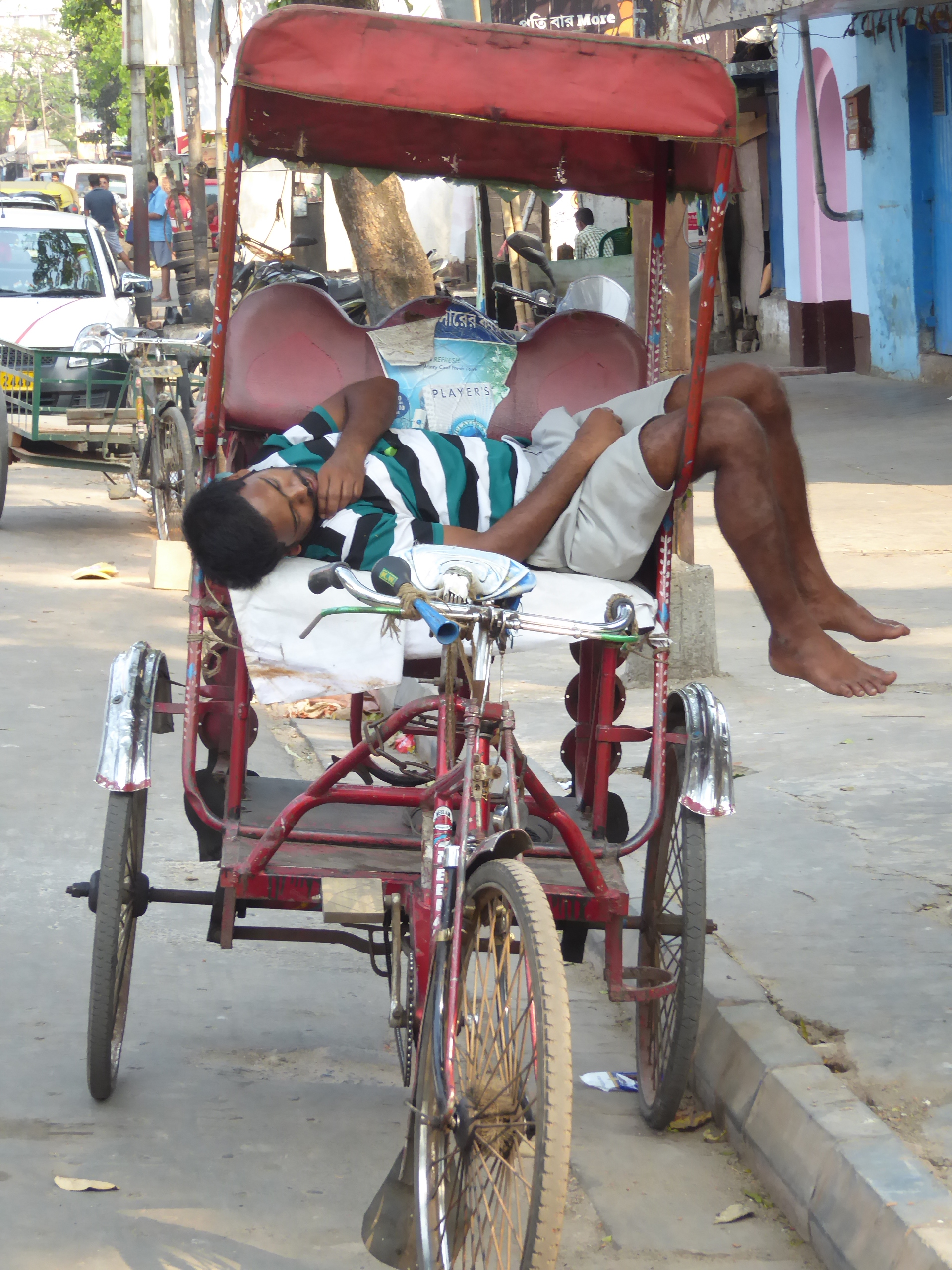 No thanks. I'm uncomfortable riding in cycle rickshaws.