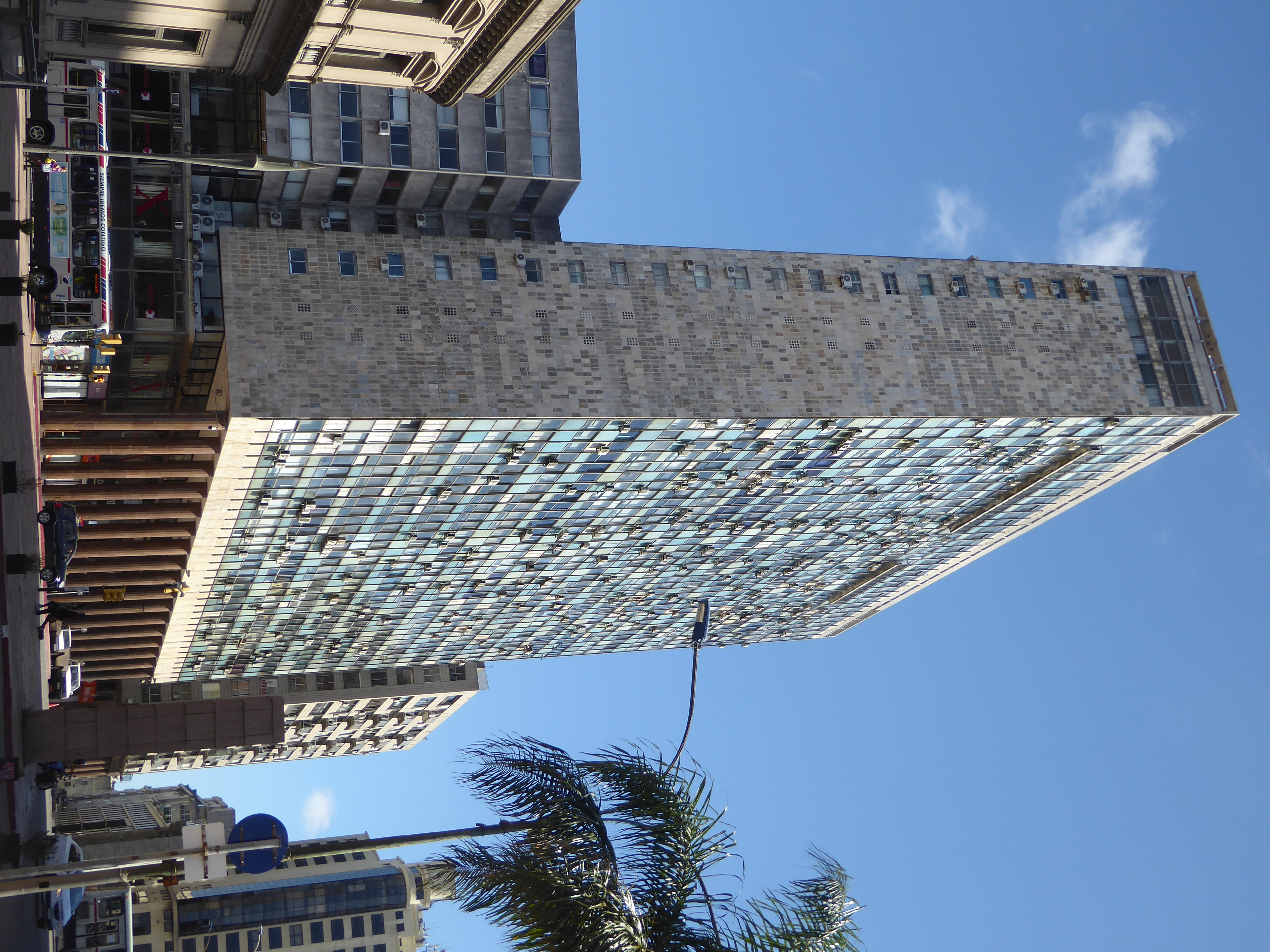 It's the Edificio Ciudadela, built in 1958 to a design by Raúl Sichero Bouret, who lived long enough 1916-2014 to see the light of Corbusier