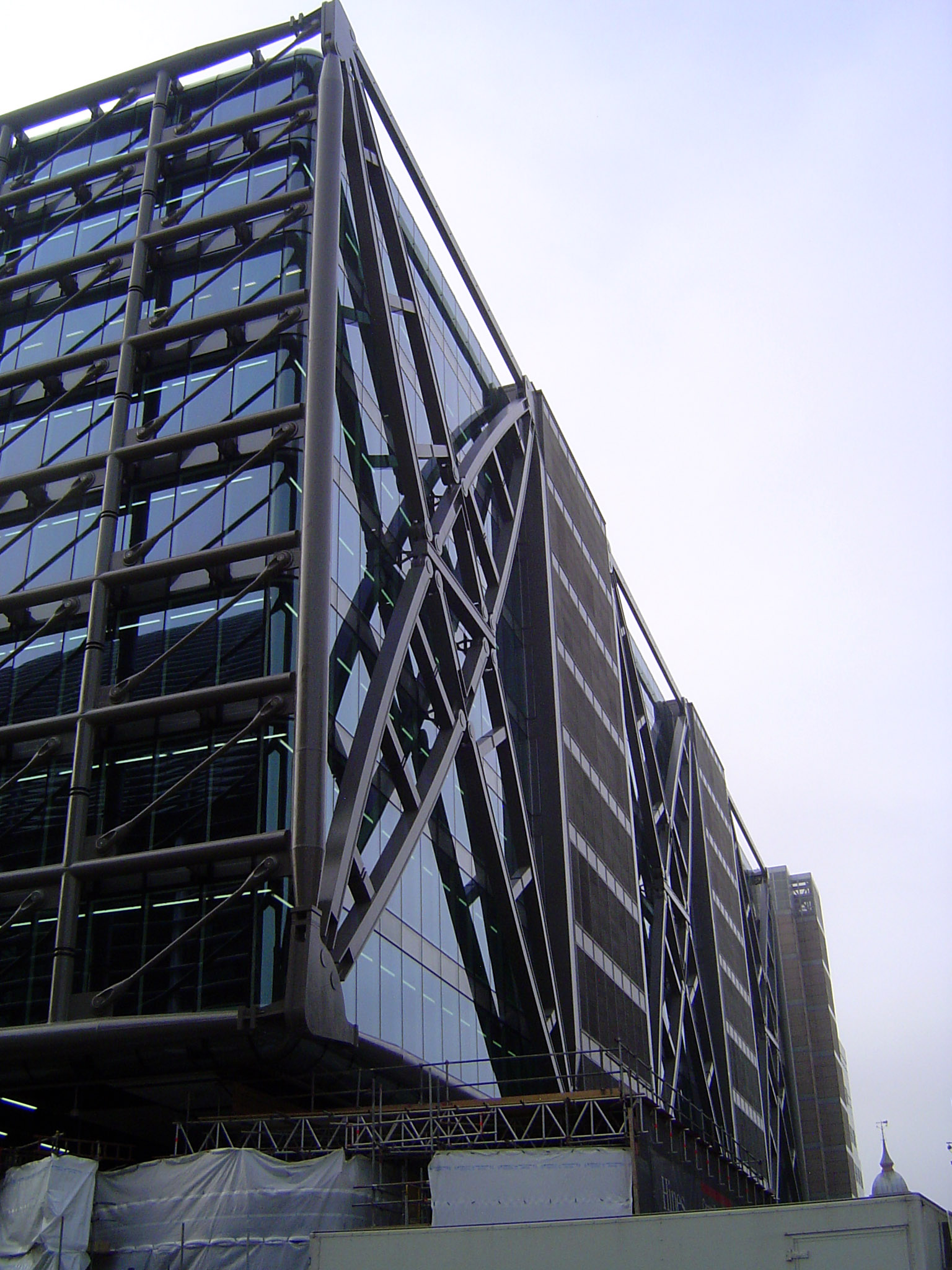 Next door, more glass at Cannon Place, completed in 2011. The building was developed jointly by Hines of Houston and the London Underground,