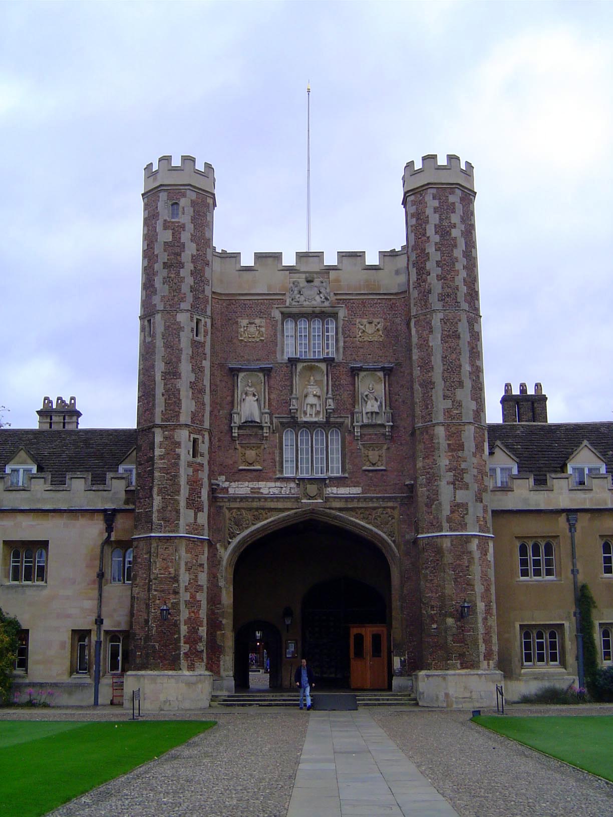 The gate seen from the court.