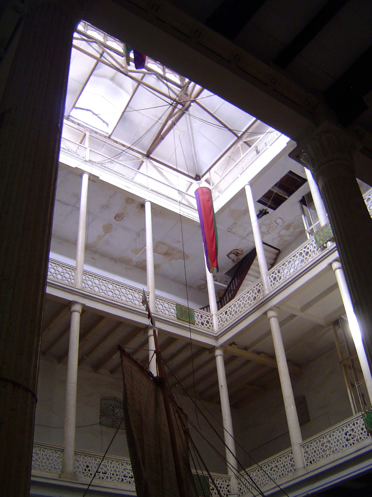 The view upward. The skylight is a later addition, added sometime before 1950.