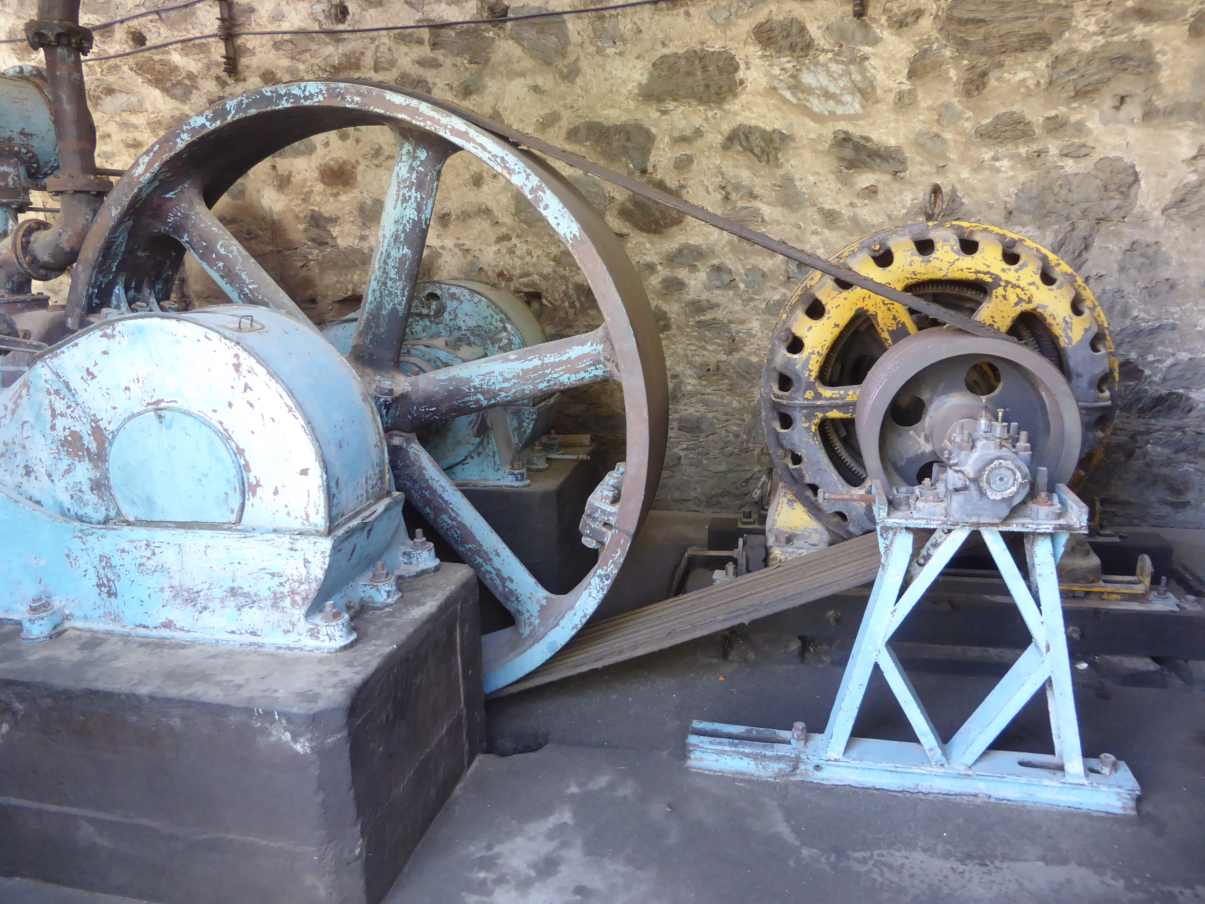 The compressors were run with electricity from the station at Zadera, a hundred miles away.