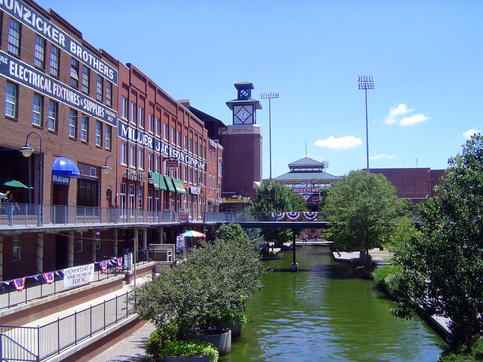 And what is festive retail without water? So an ornamental canal was created in 1999, entirely new and conceived solely as an amenity to att