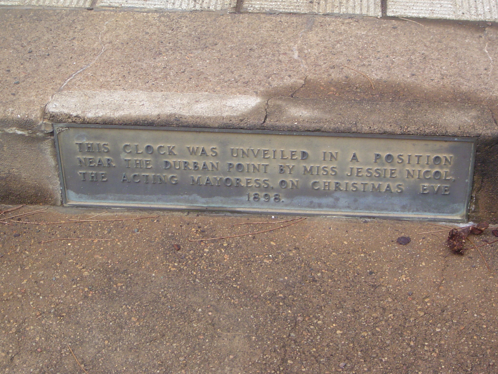 Originally set up to mark the 400th anniversary of his stopping by, it was moved in 1969 to this location.