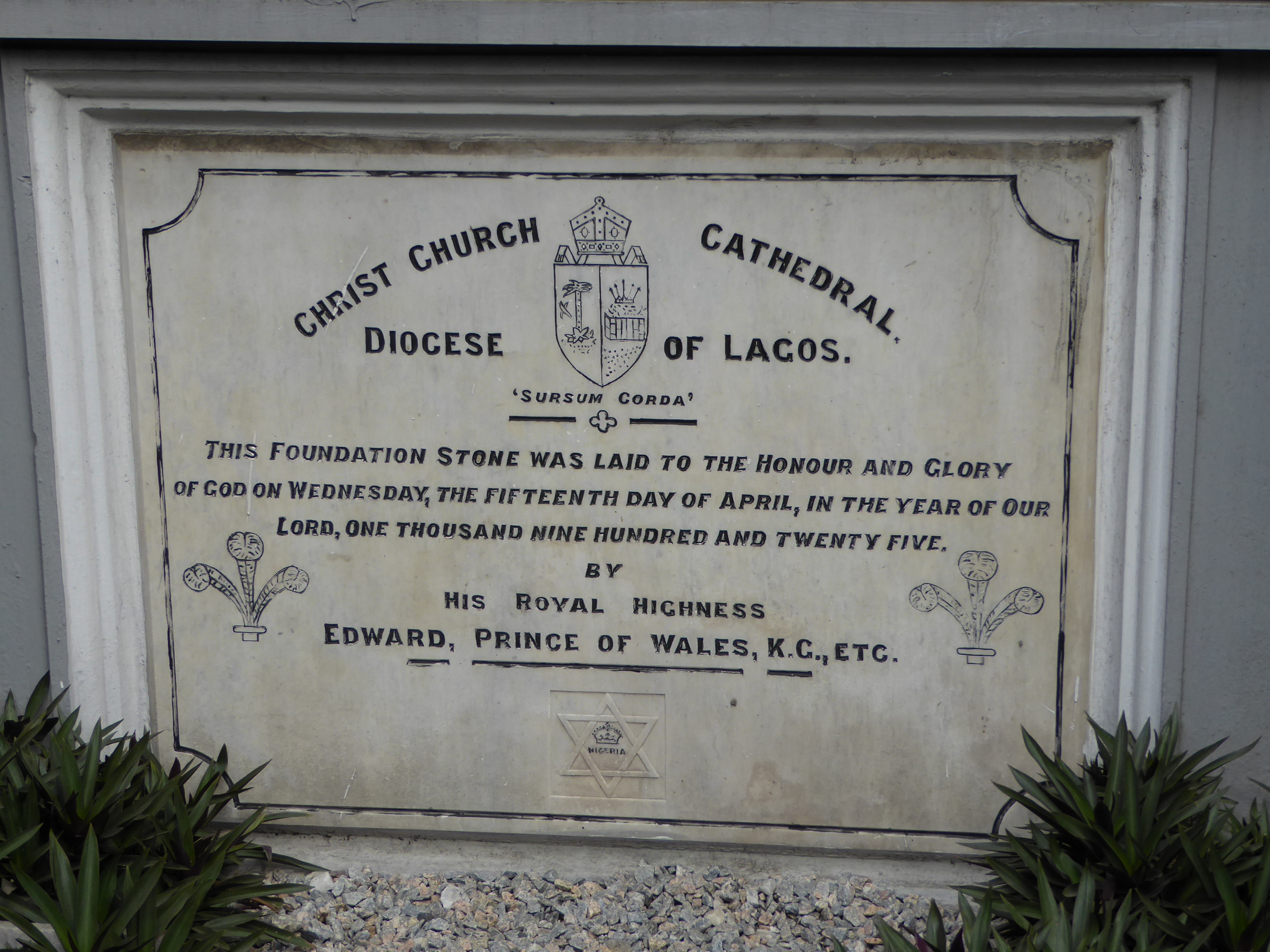 The Latin is "Lift up your hearts." Lugard recalled late in life that it was at his suggestion that Solomon's Seal, as he called it, was cho
