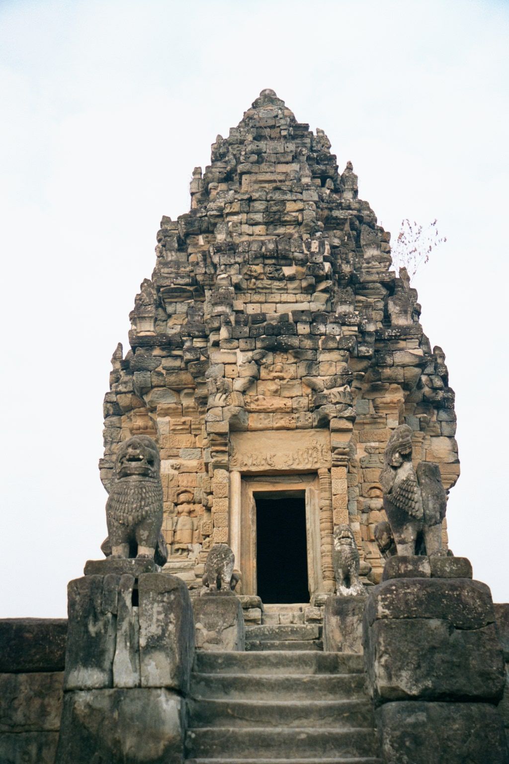 The lotus spire, in the Angkor Wat style of a later century.
