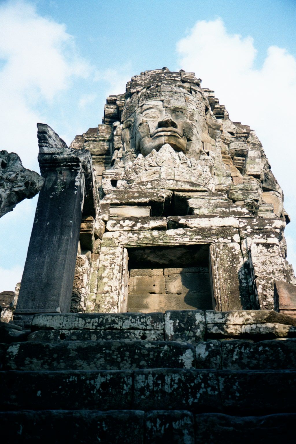 About 200 faces were carved on about 50 towers, of which 37 remain.