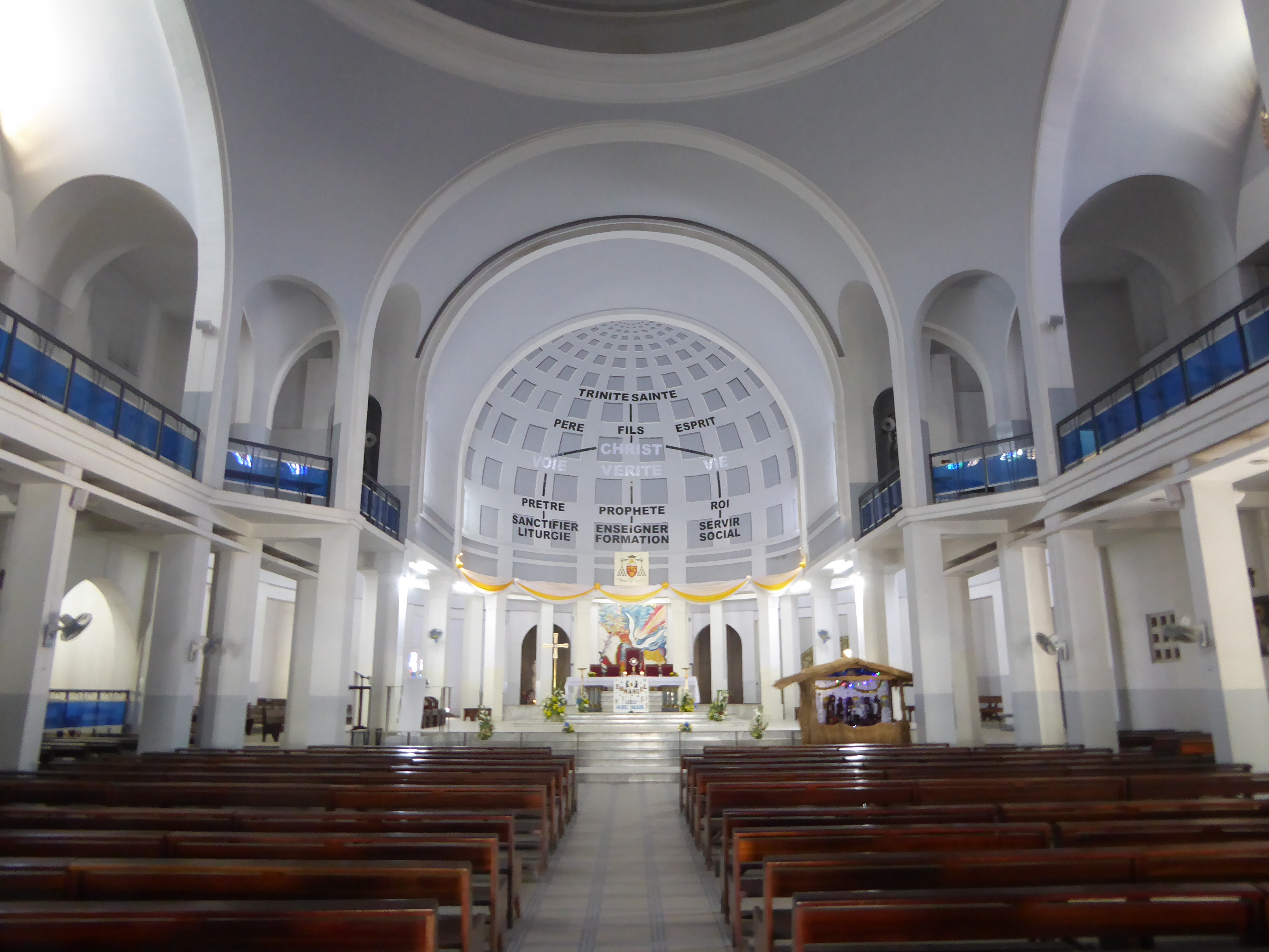 The interior, upgraded with blue plastic.