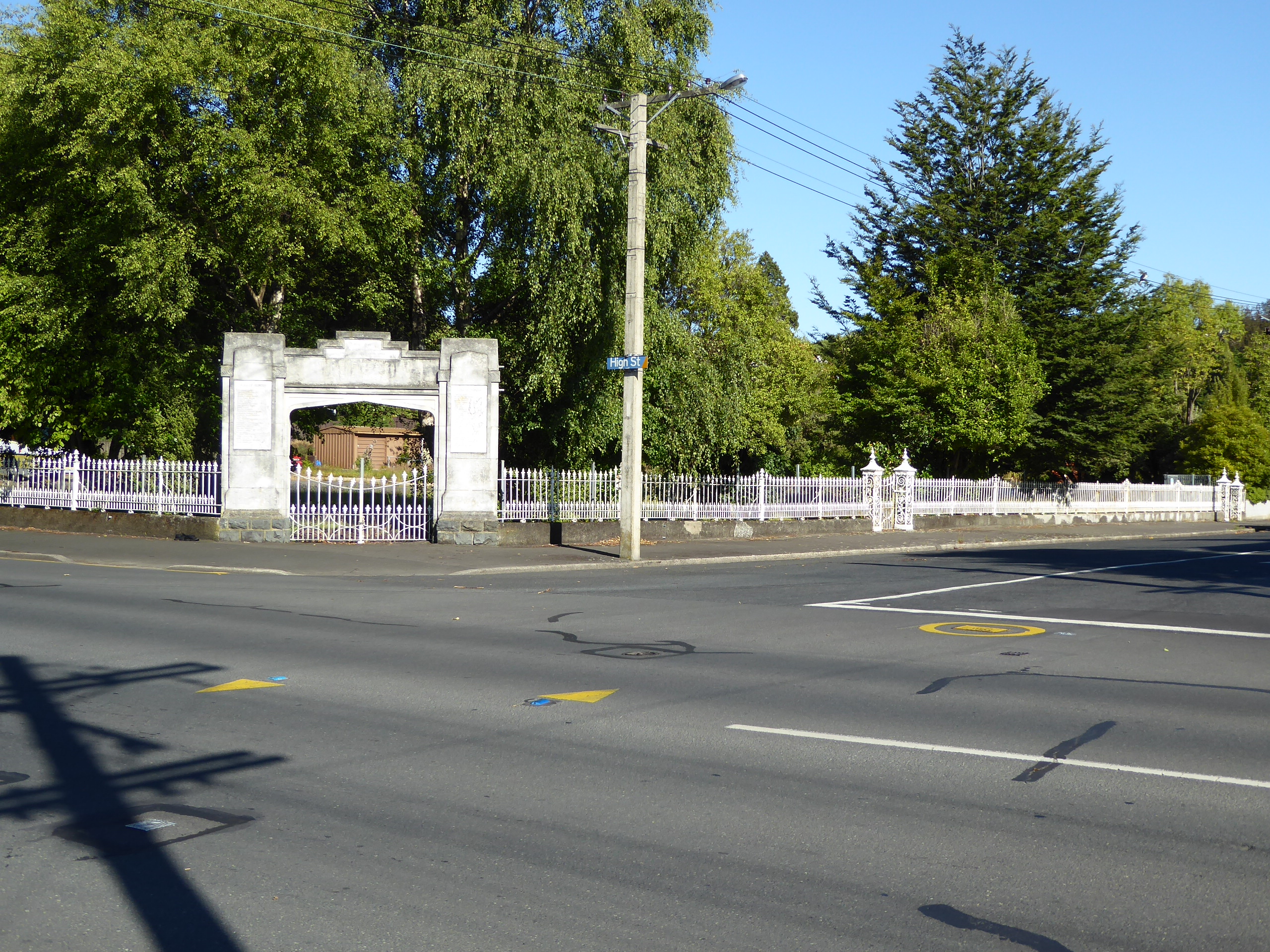 A school at the top of High Street finally closed in 2012. Its gate survives.