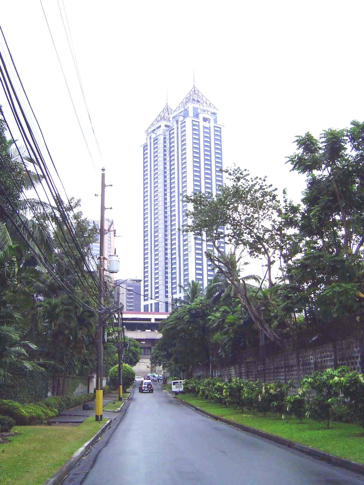 Here's the view looking back toward the Metro Rail station; above it, the BGA Twin Towers.