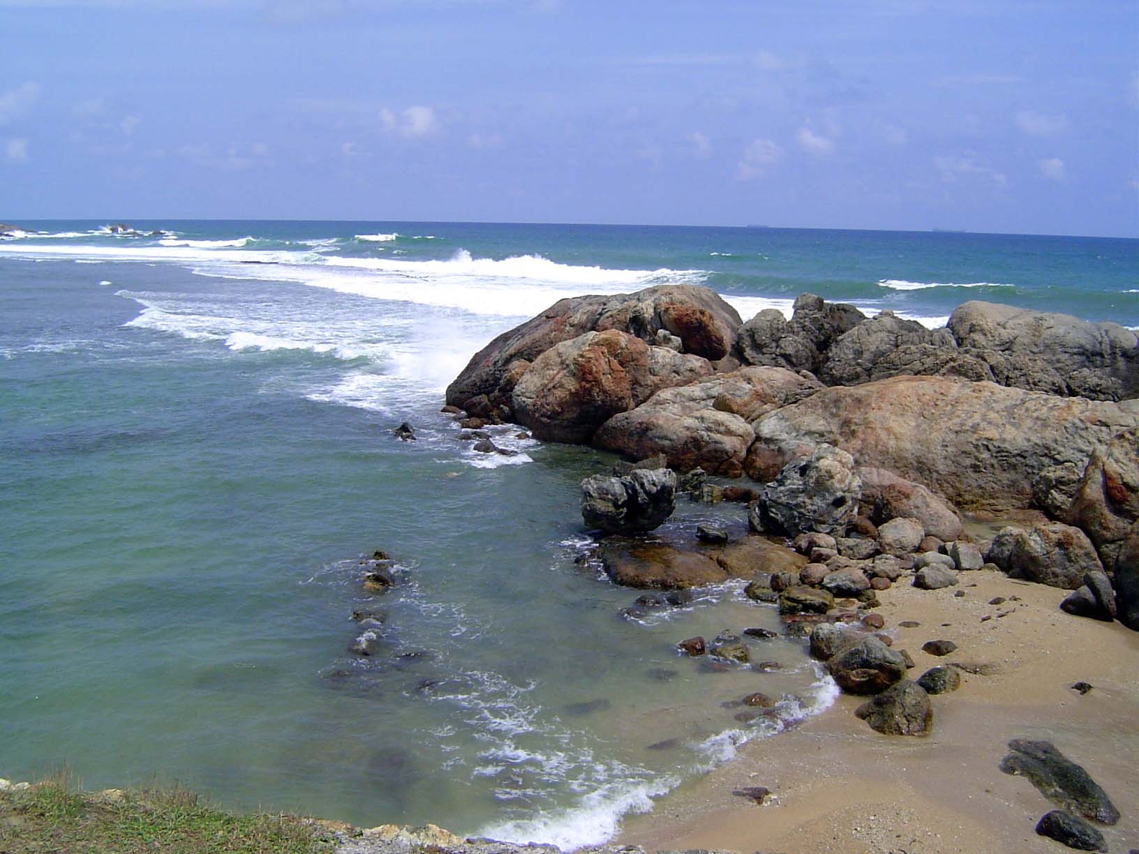 The fort is protected on the west side by a wave-breaking reef.