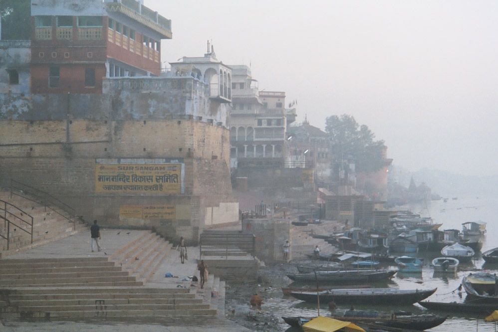 The best known is the Dasasvamedh Ghat, where Brahma is said to have sacrificed ten horses for King Divodasa. The name is strictly literal: