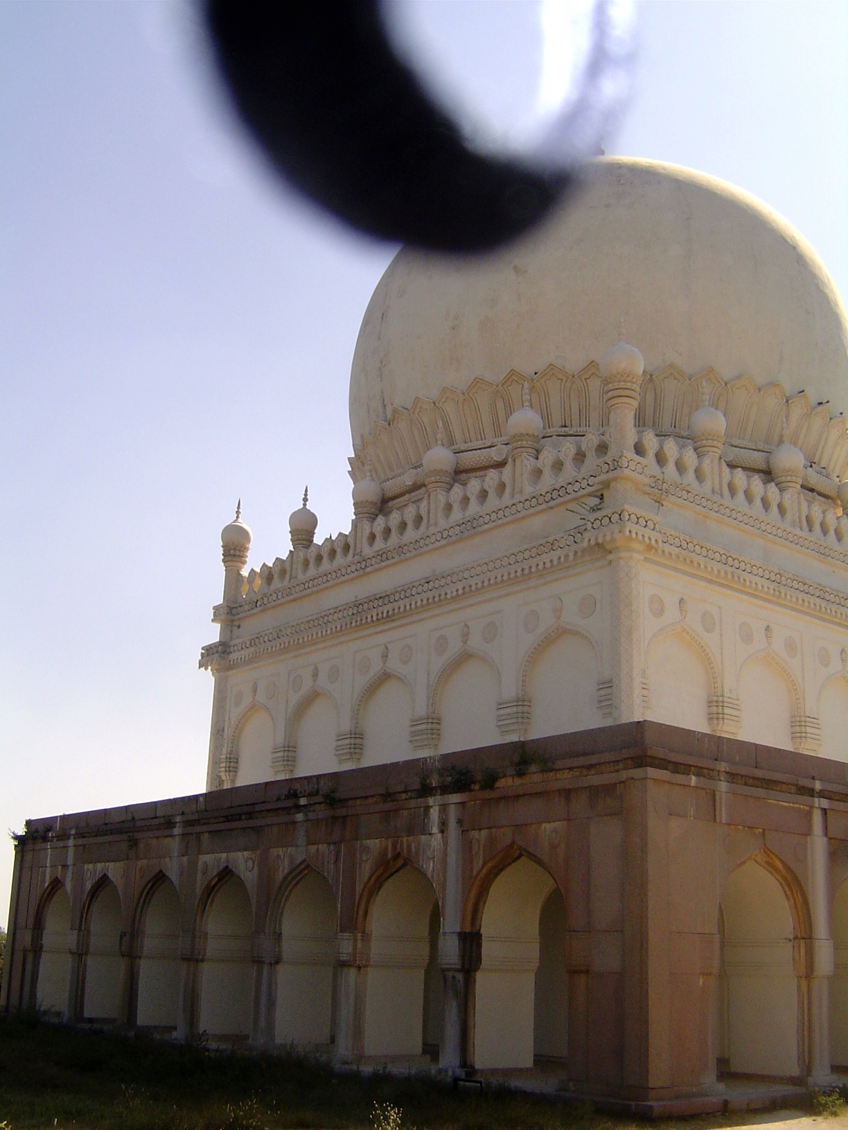 It is sometimes said that the Taj Mahal had to be intended for Shah Jahan, because no Muslim woman was ever powerful enough to deserve such
