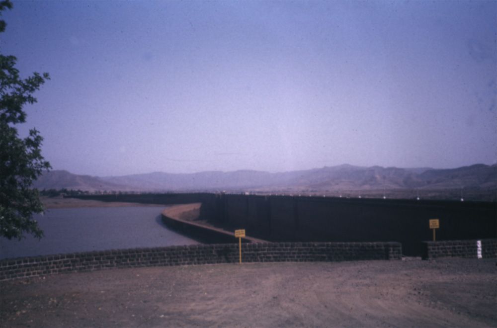 The Bhatgar Dam and, just below it, the larger Lloyd Dam. Water levels when this picture was taken were low enough that Bhatgar was not over