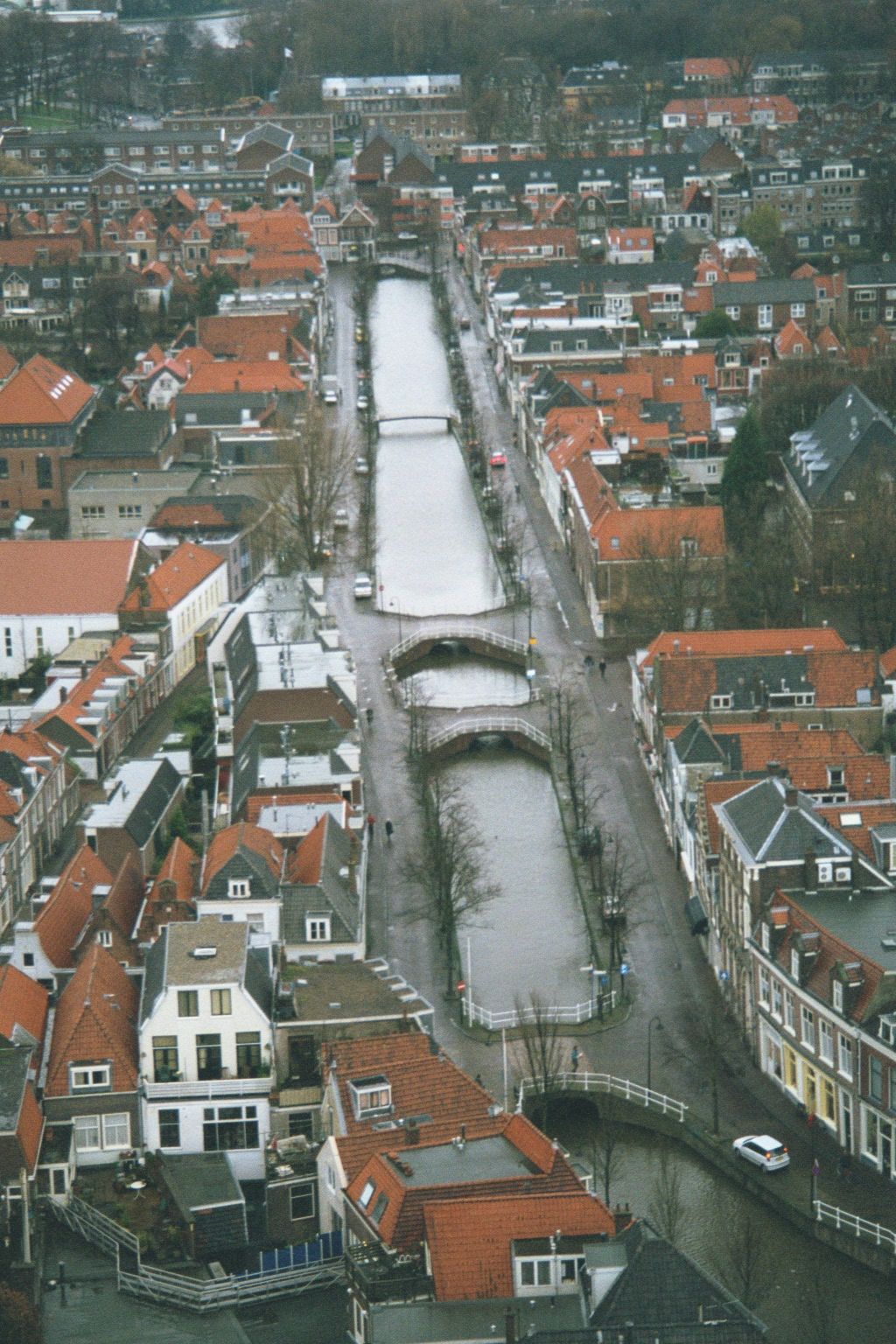 Close-up of the same canal, one of three main canals that trisect the old city and feed many branches.