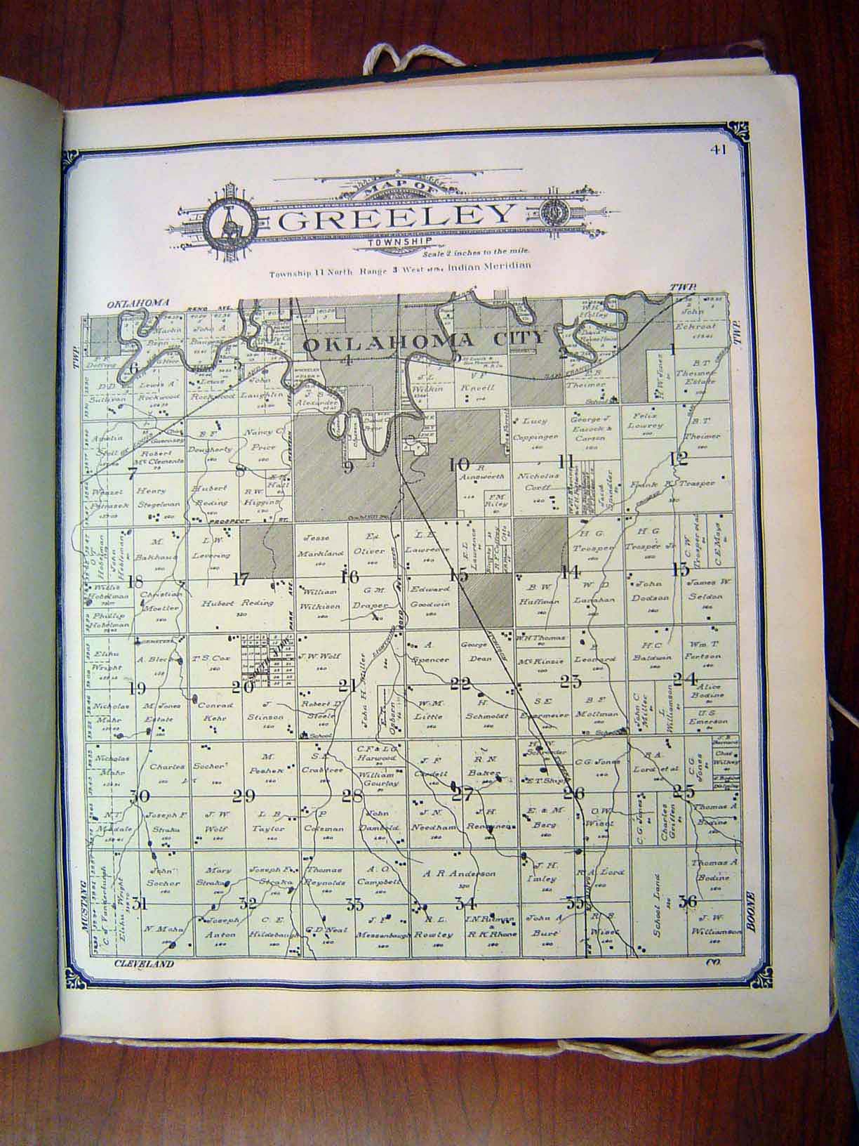 Let's begin with one of two maps that suggest this north/south imbalance. Very scarce, the maps come from The Standard Atlas of Oklahoma Cou
