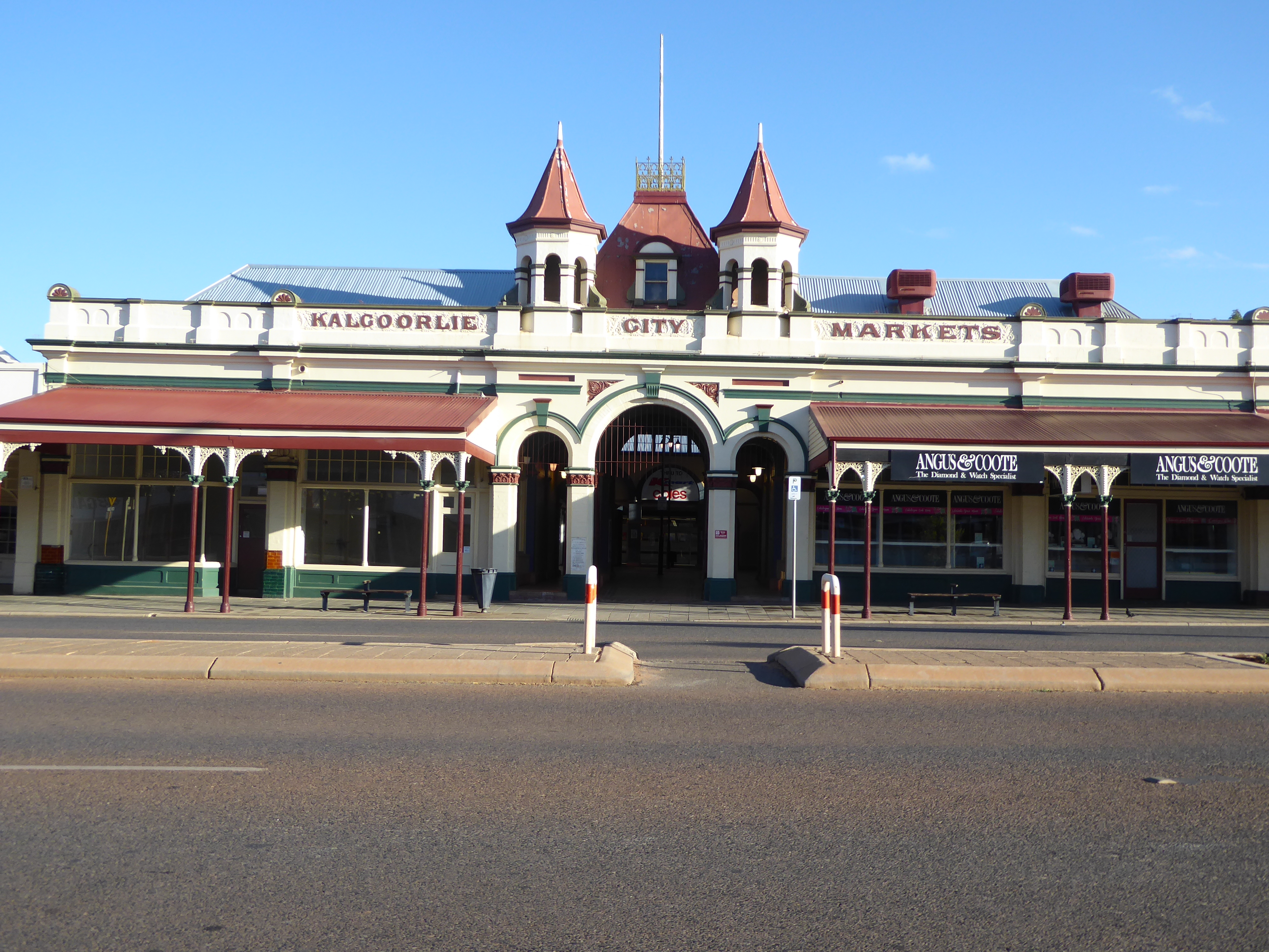 The "city markets" opened in 1901. A press account: "The building is a fine and capacious one, being constructed of brick, and its appearanc