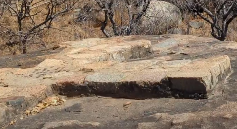 The granite blocks of the cross were mortared in 1938, a year after Southern Rhodesia's National Museums and Monuments Act designated the Kh