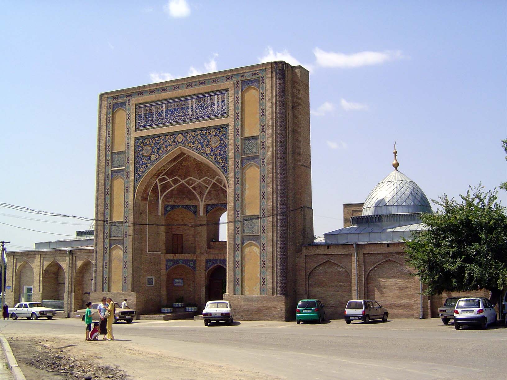 This is the mausoleum and madrasa of Barak Khan, a descendant of Timur or Tamerlane. It was built in the 1500s, and though outshone by simil