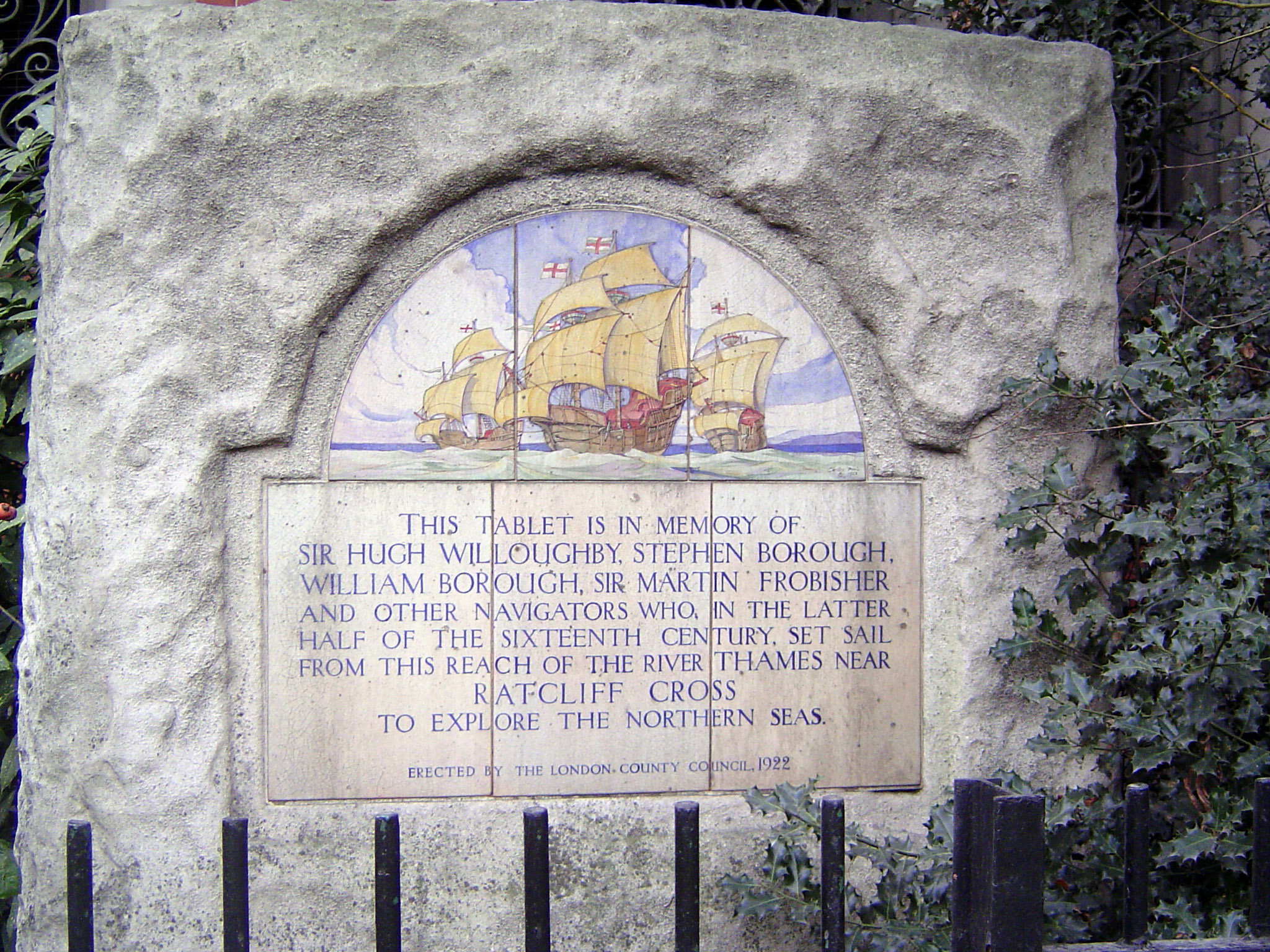 The park also has a monument to several mariners who set out from near this point. Hugh Willoughby in particular discovered Novaya Zemlya. T