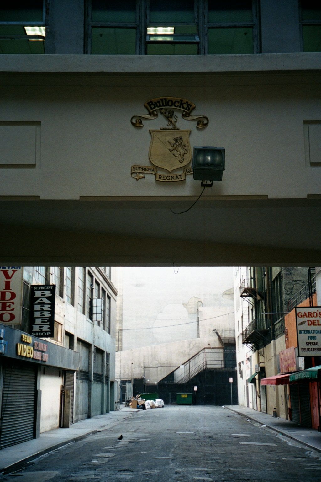 The only hint that this particular store was a Bullocks is in this alley, where on the bridge you can make out the Bullock's emblem, with it