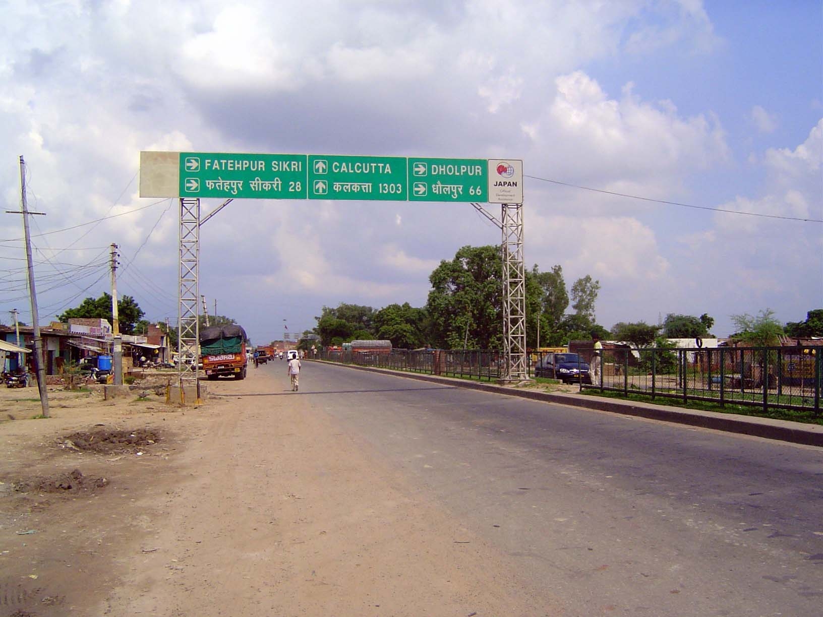 Calcutta, anyone? You have to drive a while in India to appreciate just how far 1300 kilometers can be.